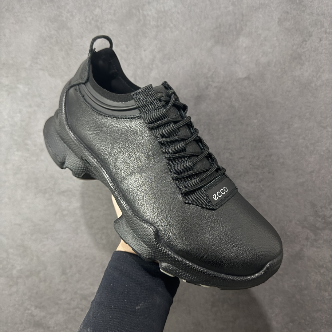 图片[3]-【纯原头层版】ECCO Biom 2025款 爱步 健步 低帮 黑色 圆通系带户外运动登山鞋徒步鞋 经典和现代工艺品质融合 精选小牛皮面料 百搭休闲老爹鞋 舒适性相当不错 版型楦型非常到位上脚 专柜热销款 独有鞋型设计 特有Logo车边 特别有型 北欧风格 舒适 休闲保暖 超弹性 耐磨 减震 按摩大底(PU+TPU 组合） 货号：800424-01001 尺码：39-45 编码：YBB310320-选品中心