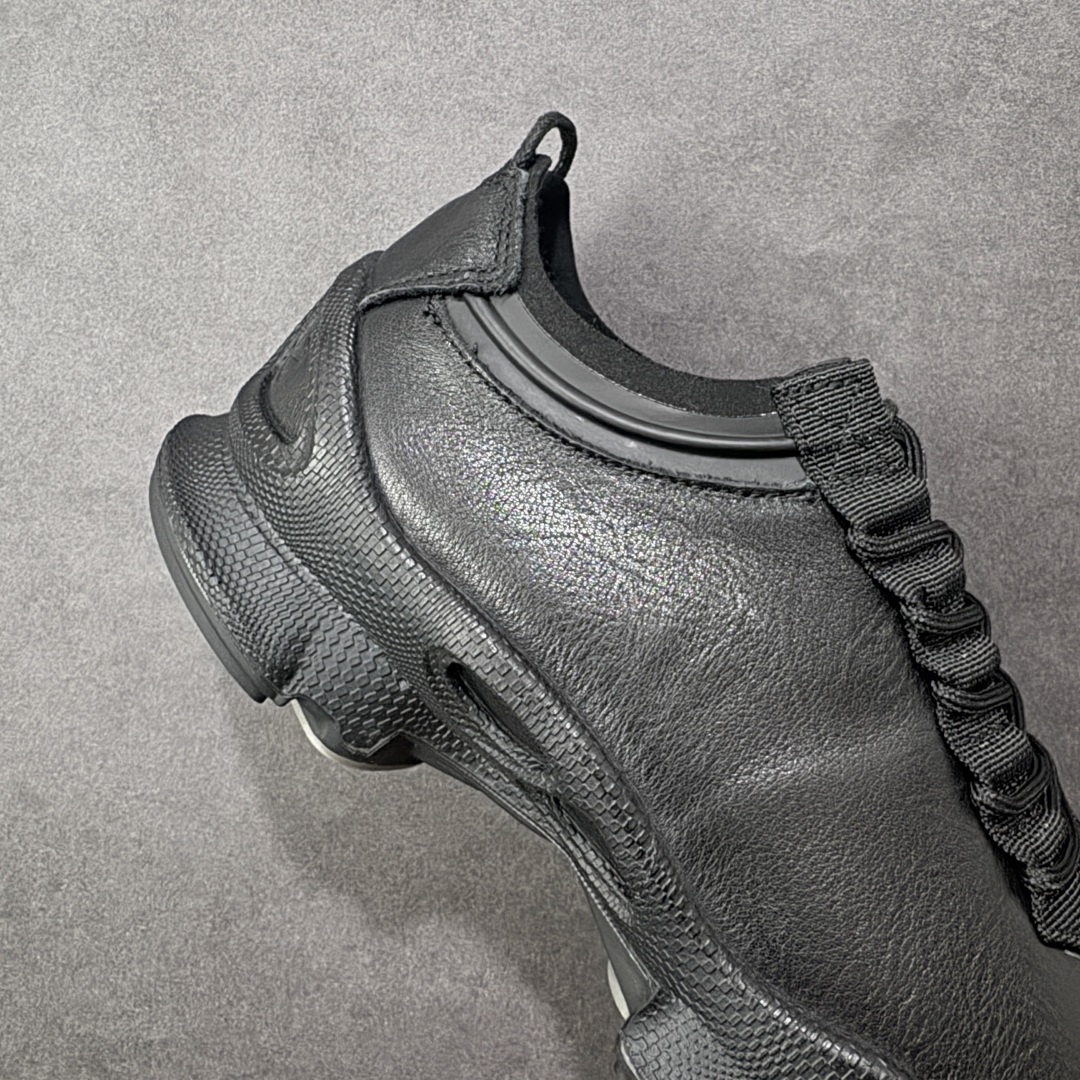 图片[6]-【纯原头层版】ECCO Biom 2025款 爱步 健步 低帮 黑色 圆通系带户外运动登山鞋徒步鞋 经典和现代工艺品质融合 精选小牛皮面料 百搭休闲老爹鞋 舒适性相当不错 版型楦型非常到位上脚 专柜热销款 独有鞋型设计 特有Logo车边 特别有型 北欧风格 舒适 休闲保暖 超弹性 耐磨 减震 按摩大底(PU+TPU 组合） 货号：800424-01001 尺码：39-45 编码：YBB310320-选品中心