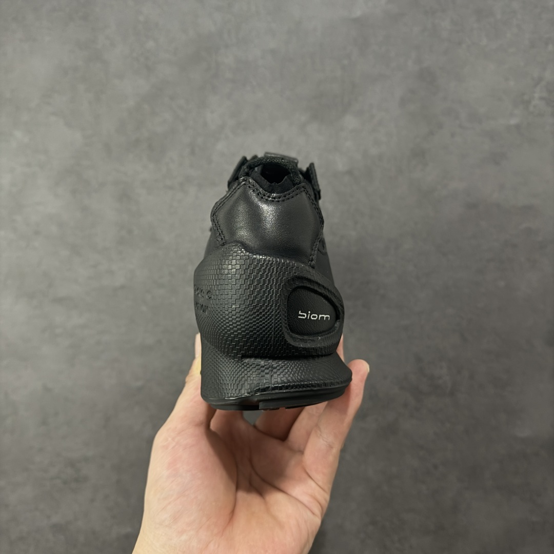 图片[4]-【纯原头层版】ECCO Biom 2025款 爱步 健步 低帮 黑色 圆通系带户外运动登山鞋徒步鞋 经典和现代工艺品质融合 精选小牛皮面料 百搭休闲老爹鞋 舒适性相当不错 版型楦型非常到位上脚 专柜热销款 独有鞋型设计 特有Logo车边 特别有型 北欧风格 舒适 休闲保暖 超弹性 耐磨 减震 按摩大底(PU+TPU 组合） 货号：800424-01001 尺码：39-45 编码：YBB310320-选品中心