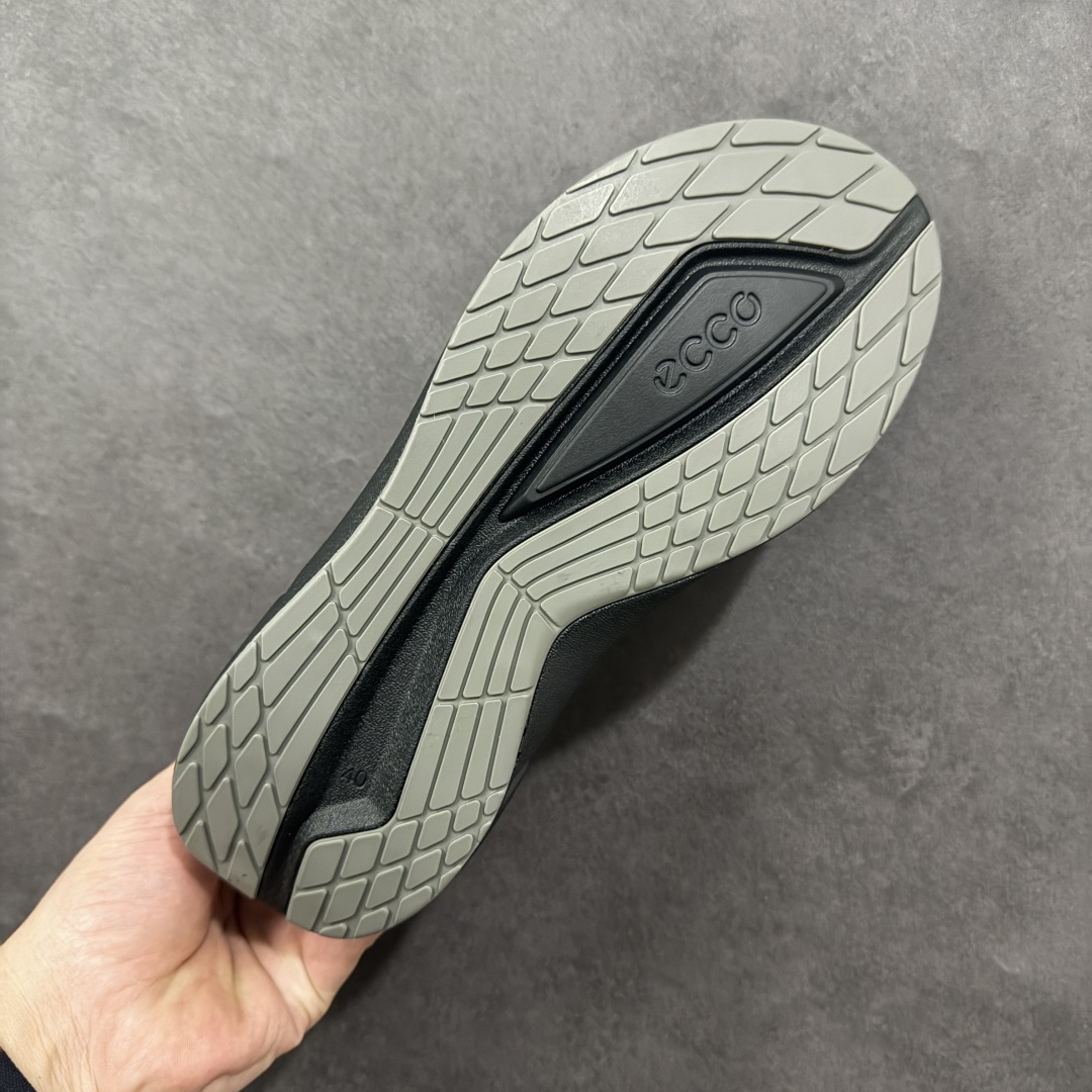 图片[9]-【纯原头层版】ECCO Biom 2025款 爱步 健步 低帮 黑色 圆通系带户外运动登山鞋徒步鞋 经典和现代工艺品质融合 精选小牛皮面料 百搭休闲老爹鞋 舒适性相当不错 版型楦型非常到位上脚 专柜热销款 独有鞋型设计 特有Logo车边 特别有型 北欧风格 舒适 休闲保暖 超弹性 耐磨 减震 按摩大底(PU+TPU 组合） 货号：830764-01001 尺码：39-45 编码：YBB310320-选品中心