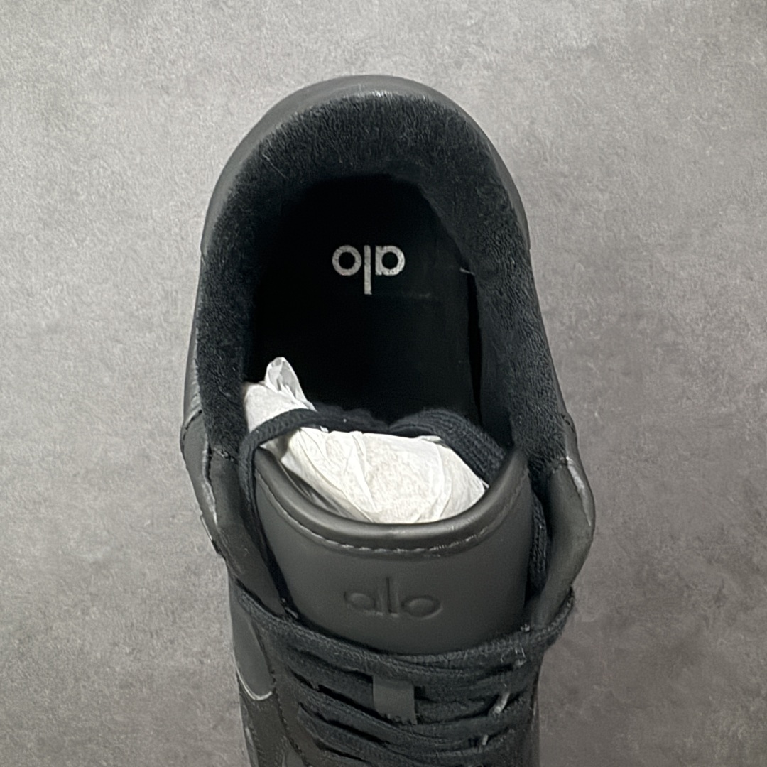 图片[7]-【K版】Alo Yoga Recovery Mode 人气单品 舒适简约防滑耐磨低帮休闲板鞋  #Alo Yoga于2007年创立于洛杉矶，意在传播有意识的运动，同时激发人们的健康意识与创造力。品牌的核心理念在于制作能够带来完美体验的瑜伽服饰与功能性单品，让有意识的运动融入并改变生活。  货号：A0685U 尺码：36-45-选品中心