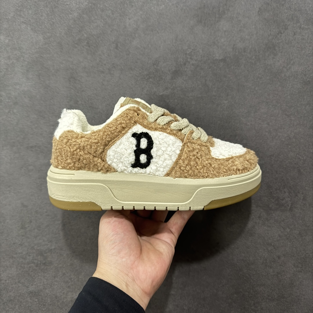 【纯原福利】韩国洋基队NY大标潮流老爹鞋 MLB小白鞋市面上唯一顶级纯原版本 原材料打造 原楦原档案数据开发版型 完美鞋头弧度/后套收口效果🆚市面文案版本‼️ 原厂立体填充鞋舌海绵 中底注胶孔原数据开发模具大底 原厂转印标 保证不掉字 内增高6cm 原厂1：1模具开发 原厂进口纳米材质 原厂 全套手提袋 原盒雷射防伪标包装 天猫订单品质 官网尺码35 36 36.5 37.5 38 38.5 39 40 40.5 41 42 42.5 43 44 44.5 45-选品中心