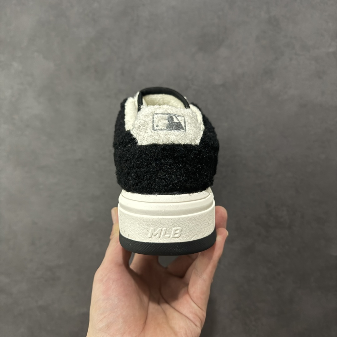 图片[4]-【纯原福利】韩国洋基队NY大标潮流老爹鞋 MLB小白鞋市面上唯一顶级纯原版本 原材料打造 原楦原档案数据开发版型 完美鞋头弧度/后套收口效果🆚市面文案版本‼️ 原厂立体填充鞋舌海绵 中底注胶孔原数据开发模具大底 原厂转印标 保证不掉字 内增高6cm 原厂1：1模具开发 原厂进口纳米材质 原厂 全套手提袋 原盒雷射防伪标包装 天猫订单品质 官网尺码35 36 36.5 37.5 38 38.5 39 40 40.5 41 42 42.5 43 44 44.5 45-选品中心