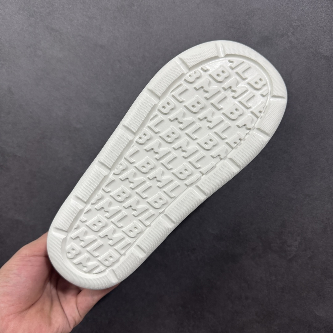 图片[9]-【公司级】MLB官方 男女一脚蹬面包棉鞋 冬季新款 上脚超轻便舒适保暖 纯原顶级品质 真标1：1 打造 尺码：36.36.5.37.38.38.5.39.40.40.5.41.42.42.5.43.44.45-选品中心