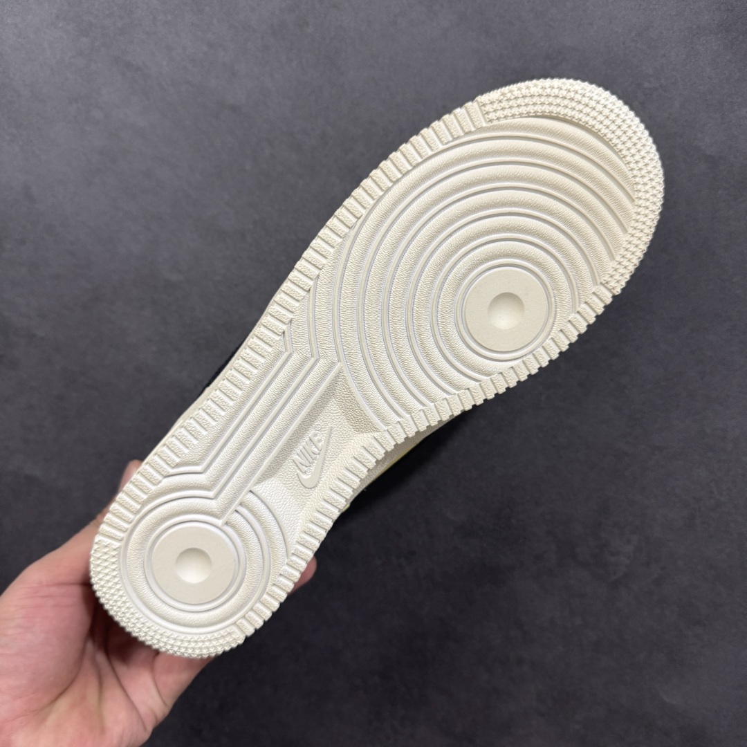 图片[9]-福利特价【GQ福利】Nike Air Force 1 Low 空军一号低帮运动休闲板鞋 原楦头原纸板 打造纯正空军版型 专注外贸渠道 全掌内置蜂窝气垫 原盒配件 原厂中底钢印、拉帮完美 尺码：36 36.5 37.5 38 38.5 39 40 40.5 41 42 42.5 43 44 44.5 45 编码：GQA160170-选品中心