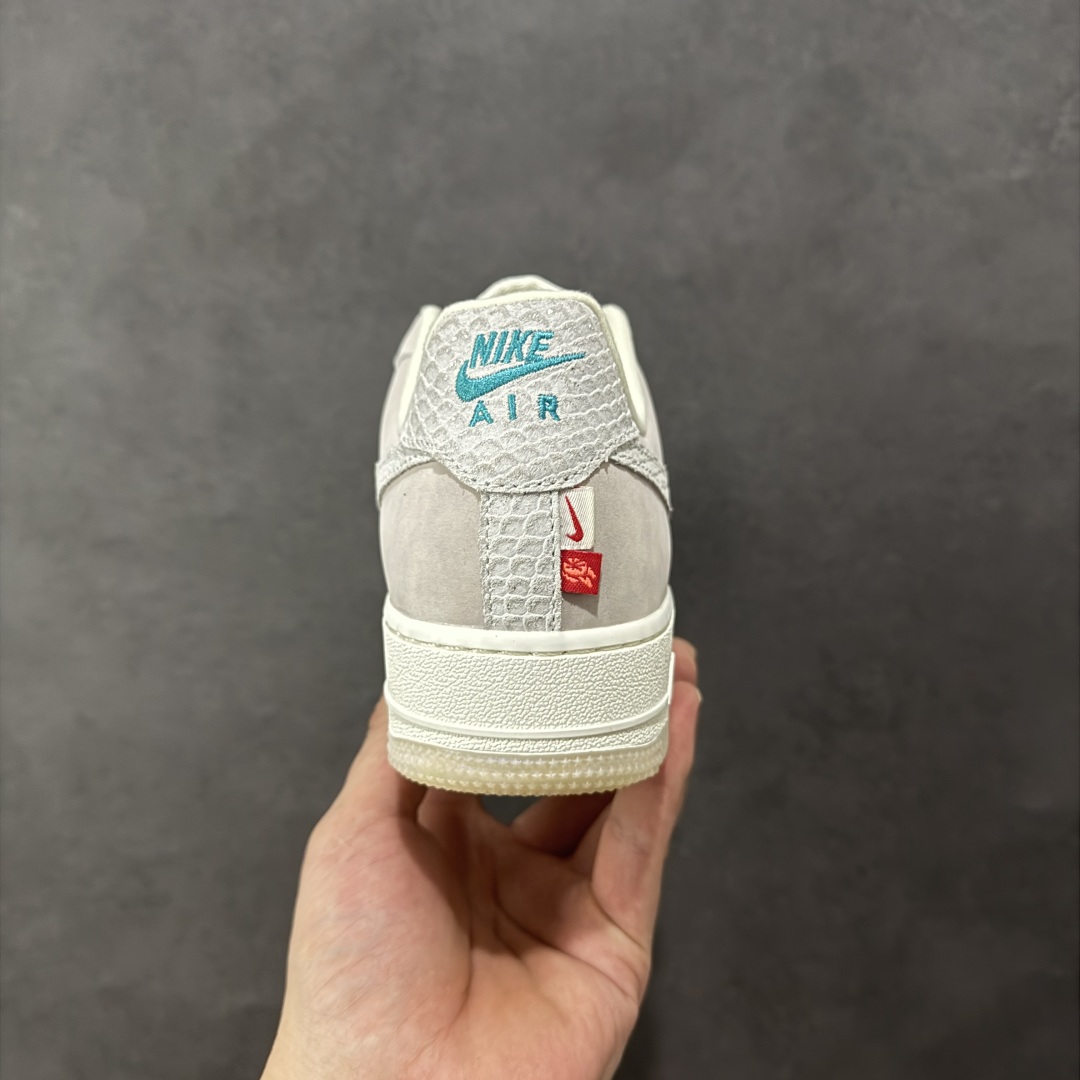 图片[4]-福利特价【GQ福利】Nike Air Force 1 Low 空军一号低帮运动休闲板鞋 原楦头原纸板 打造纯正空军版型 专注外贸渠道 全掌内置蜂窝气垫 原盒配件 原厂中底钢印、拉帮完美 尺码：36 36.5 37.5 38 38.5 39 40 40.5 41 42 42.5 43 44 44.5 45 编码：GQA160170-选品中心