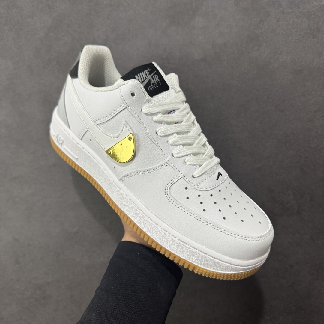 图片[3]-福利特价【GQ福利】Nike Air Force 1 Low 空军一号低帮运动休闲板鞋 原楦头原纸板 打造纯正空军版型 专注外贸渠道 全掌内置蜂窝气垫 原盒配件 原厂中底钢印、拉帮完美 尺码：36 36.5 37.5 38 38.5 39 40 40.5 41 42 42.5 43 44 44.5 45 编码：GQA160170-选品中心