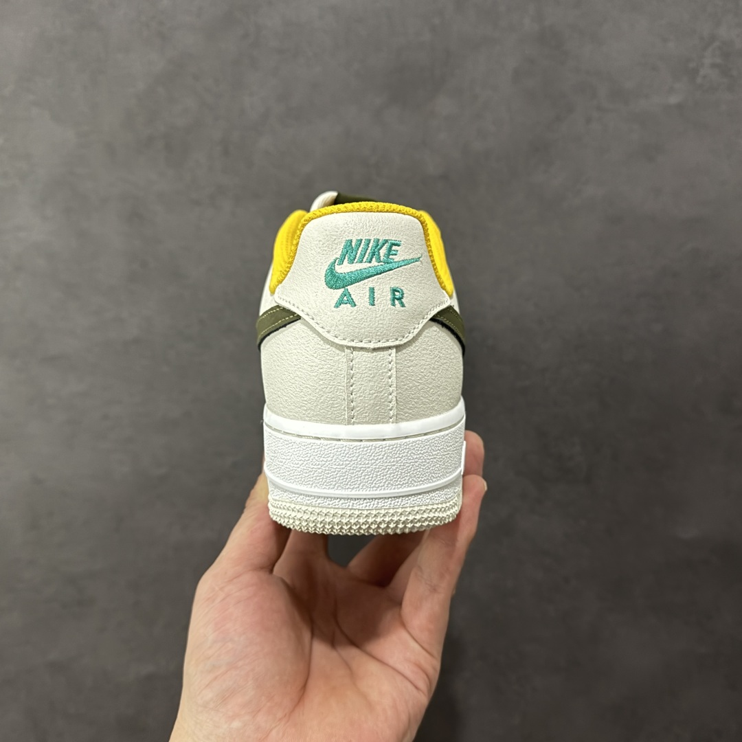 图片[4]-福利特价【GQ福利】Nike Air Force 1 Low 空军一号低帮运动休闲板鞋 原楦头原纸板 打造纯正空军版型 专注外贸渠道 全掌内置蜂窝气垫 原盒配件 原厂中底钢印、拉帮完美 尺码：36 36.5 37.5 38 38.5 39 40 40.5 41 42 42.5 43 44 44.5 45 编码：GQA160170-选品中心