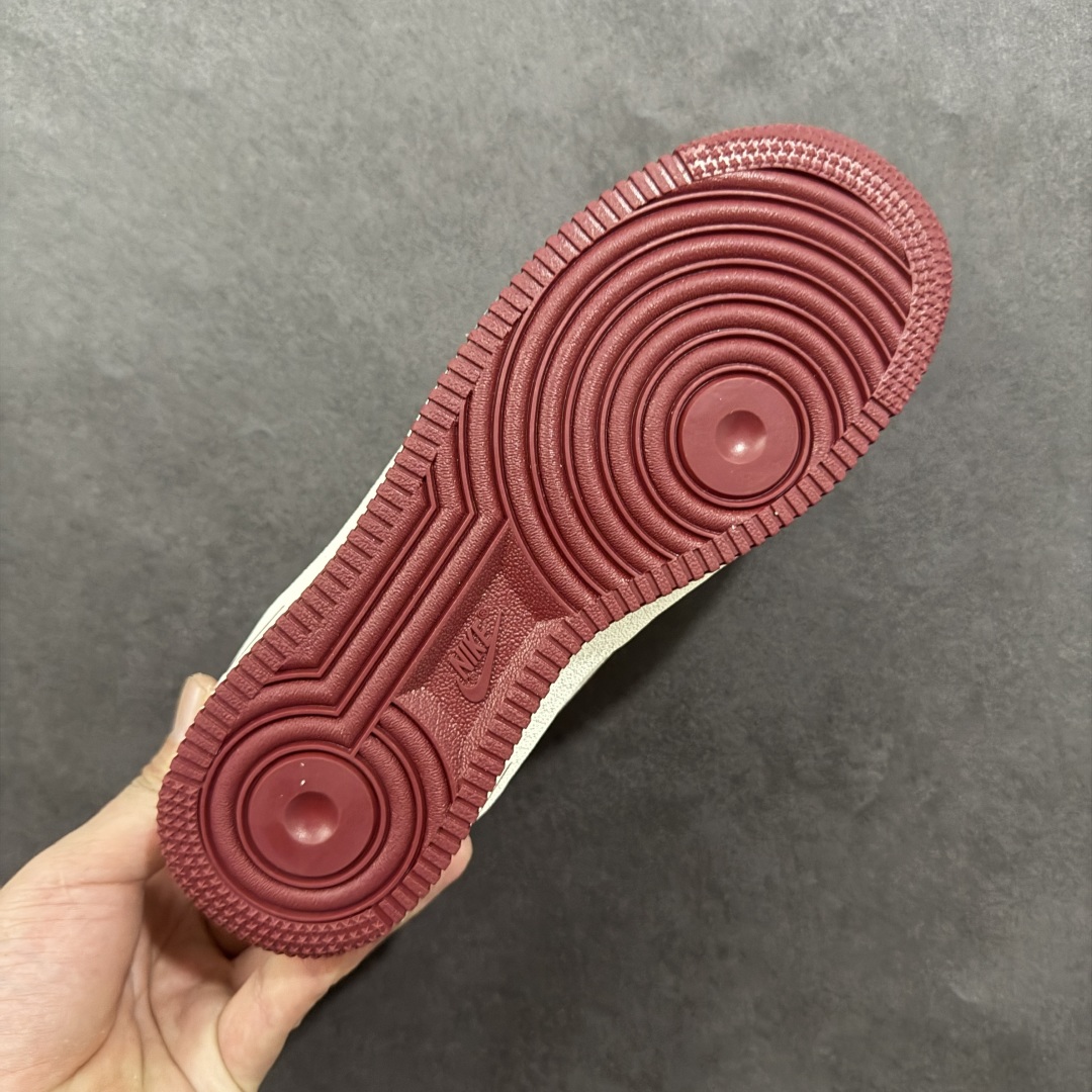 图片[9]-福利特价【GQ福利】Nike Air Force 1 Low 空军一号低帮运动休闲板鞋 原楦头原纸板 打造纯正空军版型 专注外贸渠道 全掌内置蜂窝气垫 原盒配件 原厂中底钢印、拉帮完美 尺码：36 36.5 37.5 38 38.5 39 40 40.5 41 42 42.5 43 44 44.5 45 编码：GQA160170-选品中心