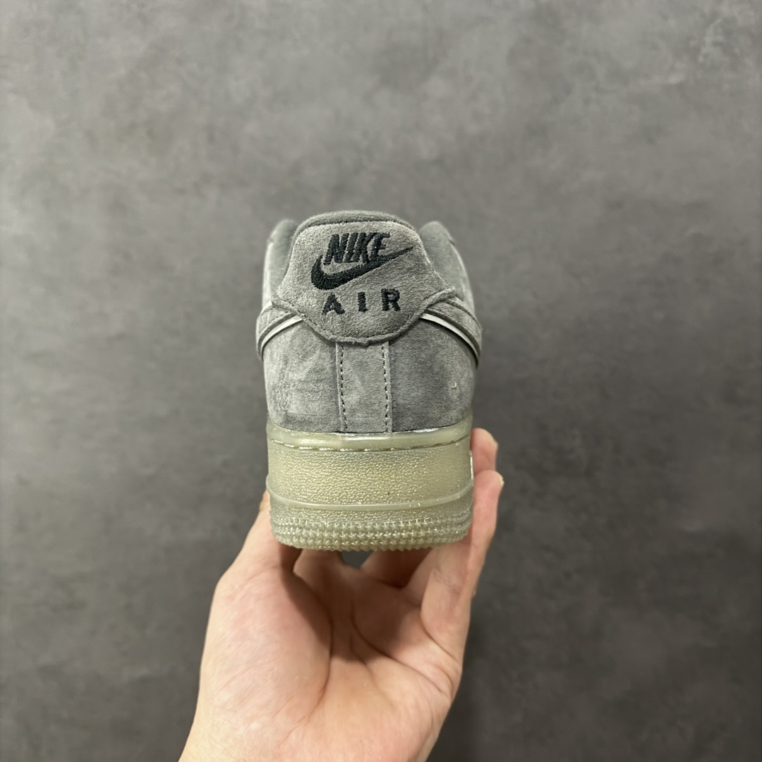 图片[4]-福利特价【GQ福利】Nike Air Force 1 Low 空军一号低帮运动休闲板鞋 原楦头原纸板 打造纯正空军版型 专注外贸渠道 全掌内置蜂窝气垫 原盒配件 原厂中底钢印、拉帮完美 尺码：36 36.5 37.5 38 38.5 39 40 40.5 41 42 42.5 43 44 44.5 45 编码：GQA160170-选品中心