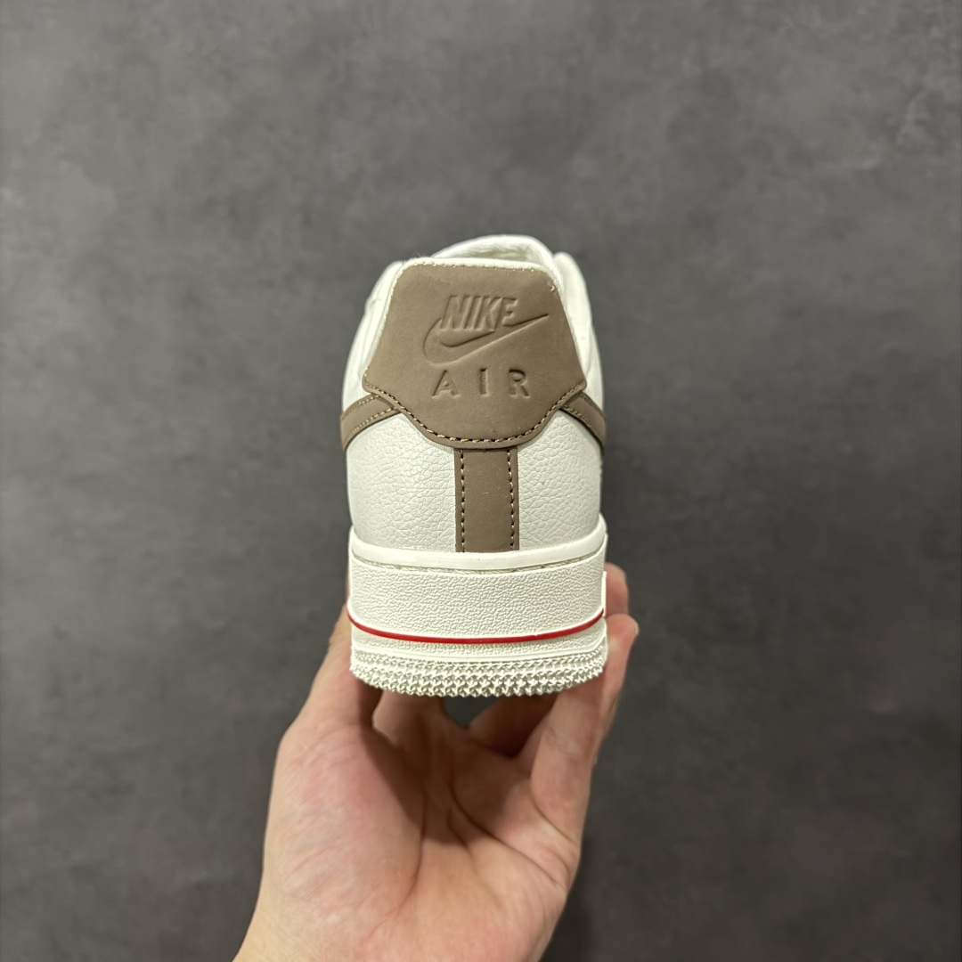 图片[4]-福利特价【GQ福利】Nike Air Force 1 Low 空军一号低帮运动休闲板鞋 原楦头原纸板 打造纯正空军版型 专注外贸渠道 全掌内置蜂窝气垫 原盒配件 原厂中底钢印、拉帮完美 尺码：36 36.5 37.5 38 38.5 39 40 40.5 41 42 42.5 43 44 44.5 45 编码：GQA160170-选品中心