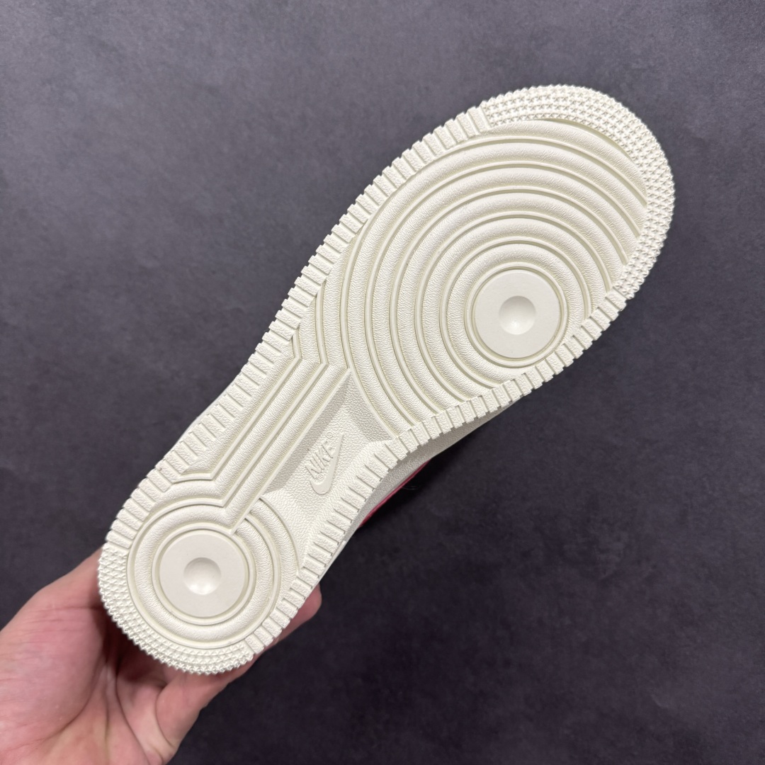 图片[9]-福利特价【GQ福利】Nike Air Force 1 Low 空军一号低帮运动休闲板鞋 原楦头原纸板 打造纯正空军版型 专注外贸渠道 全掌内置蜂窝气垫 原盒配件 原厂中底钢印、拉帮完美 尺码：36 36.5 37.5 38 38.5 39 40 40.5 41 42 42.5 43 44 44.5 45 编码：GQA160170-选品中心