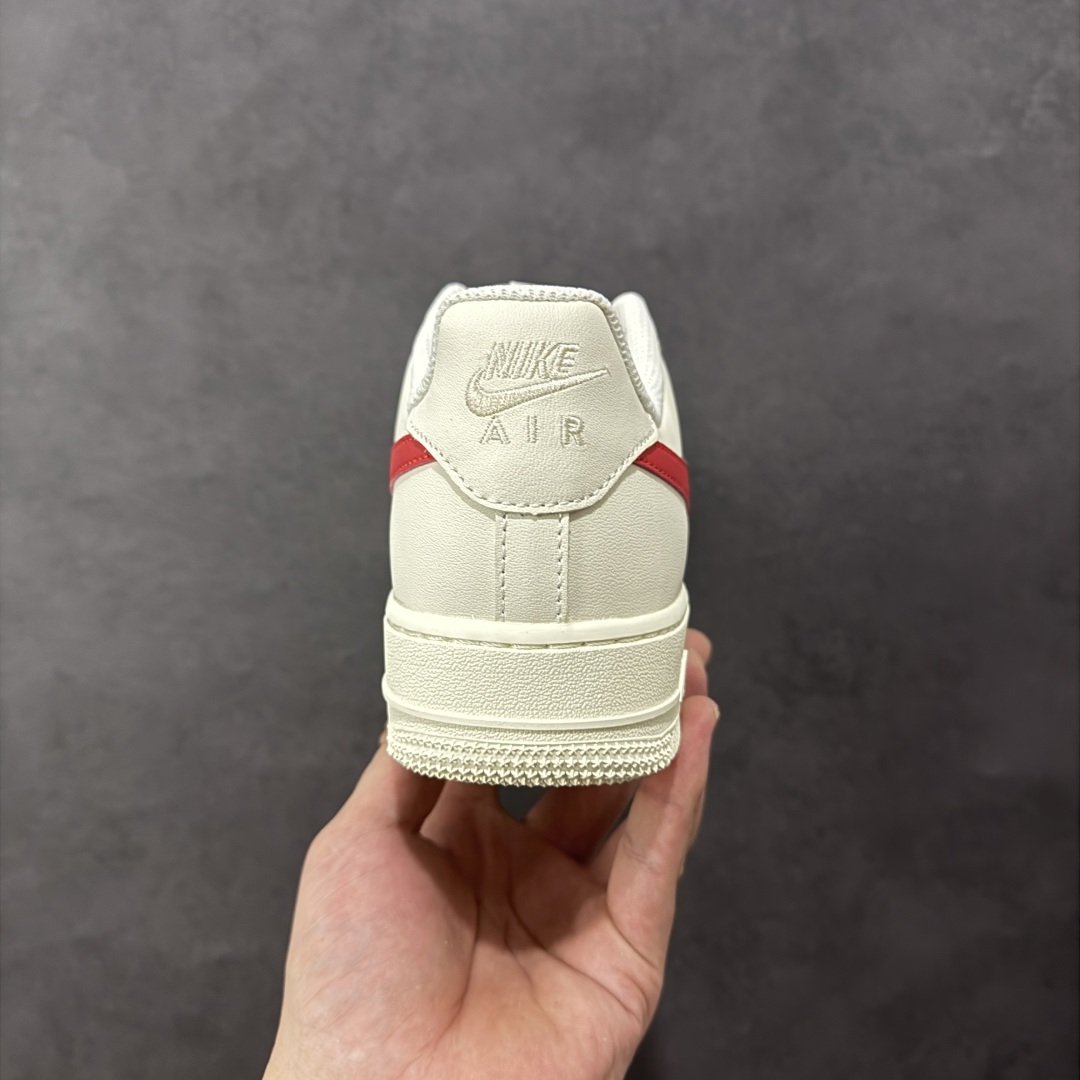 图片[4]-福利特价【GQ福利】Nike Air Force 1 Low 空军一号低帮运动休闲板鞋 原楦头原纸板 打造纯正空军版型 专注外贸渠道 全掌内置蜂窝气垫 原盒配件 原厂中底钢印、拉帮完美 尺码：36 36.5 37.5 38 38.5 39 40 40.5 41 42 42.5 43 44 44.5 45 编码：GQA160170-选品中心