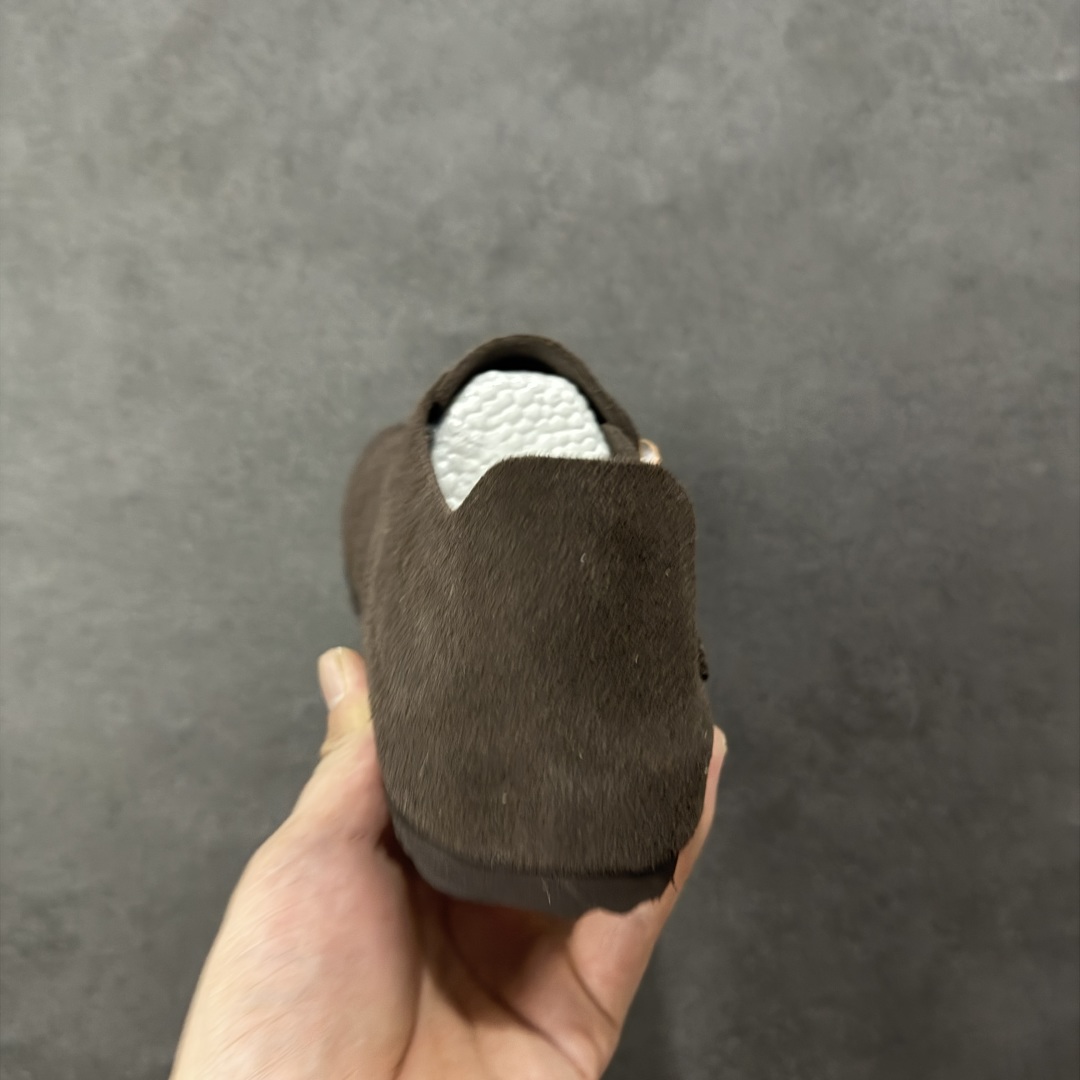 图片[4]-【莞产版本】勃肯 全包式懒人单鞋 博肯Birkenstock Birkenstock London Suede Leather 伦敦系列包头平底复古软木底休闲拖鞋 舒适又时髦,潮人都在穿!德国百年知名鞋履，中底鞋床搭载波状外形缓震软木橡胶#外置EVA轻量片装外底❗ 尺码：35 36 37 38 39 40 41 42 43 44 45 46-选品中心