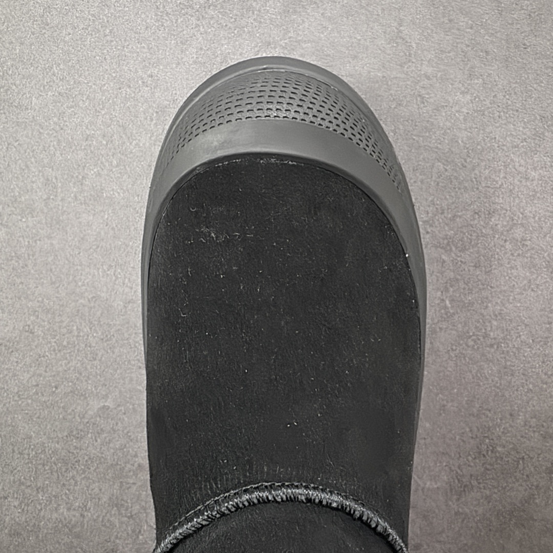 图片[8]-【纯原版】UGG 王一博同款中性款雪地靴 1174196 十年品牌制鞋代工厂生产线出品 注重每一处细节 隆丰A级真羊皮毛一体 完全遵循ZP工艺流程打造 尺码：35 36 37 38 39 40 41 42 42 44 45 编码：YQB350360-选品中心