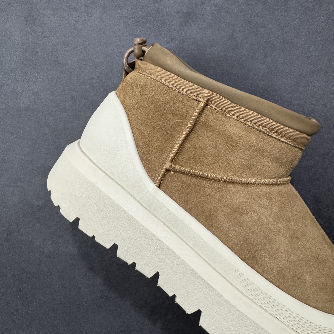 图片[6]-【纯原版】UGG 王一博同款中性款雪地靴 1174196 十年品牌制鞋代工厂生产线出品 注重每一处细节 隆丰A级真羊皮毛一体 完全遵循ZP工艺流程打造 尺码：35 36 37 38 39 40 41 42 42 44 45 编码：YQB350360-选品中心