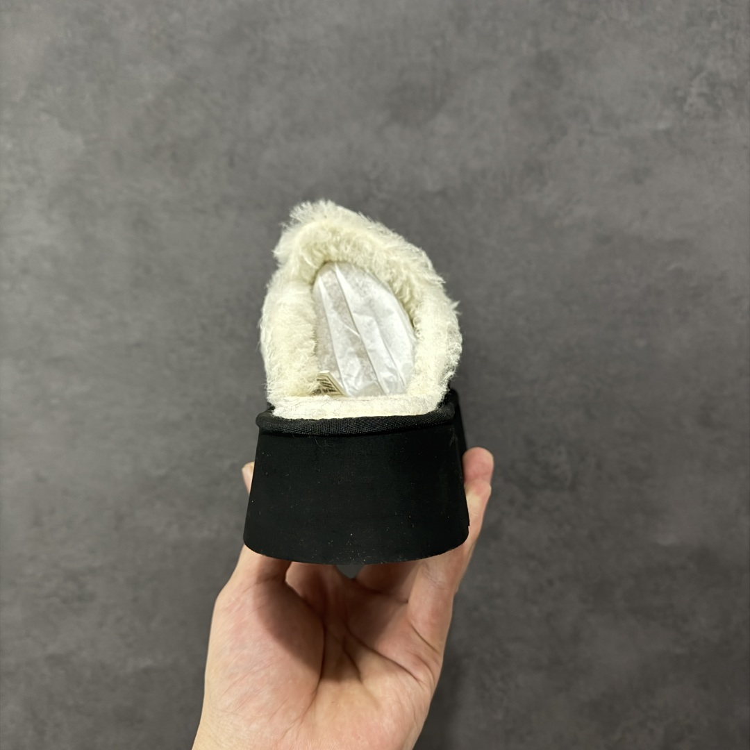 图片[4]-【代购版】UGG秋冬最新款OB938系列法式羊毛刺绣毛毛拖雪地靴 采用隆丰A级澳洲进口羊皮毛一体 品牌代工厂生产线 完全遵循ZP工艺流程 代工厂原厂版师 秉承无原鞋不开发 注重每一处细节 市面最正确版 发泡大底：轻便/耐用/柔韧 Sise：35 36 37 38 39 40-选品中心