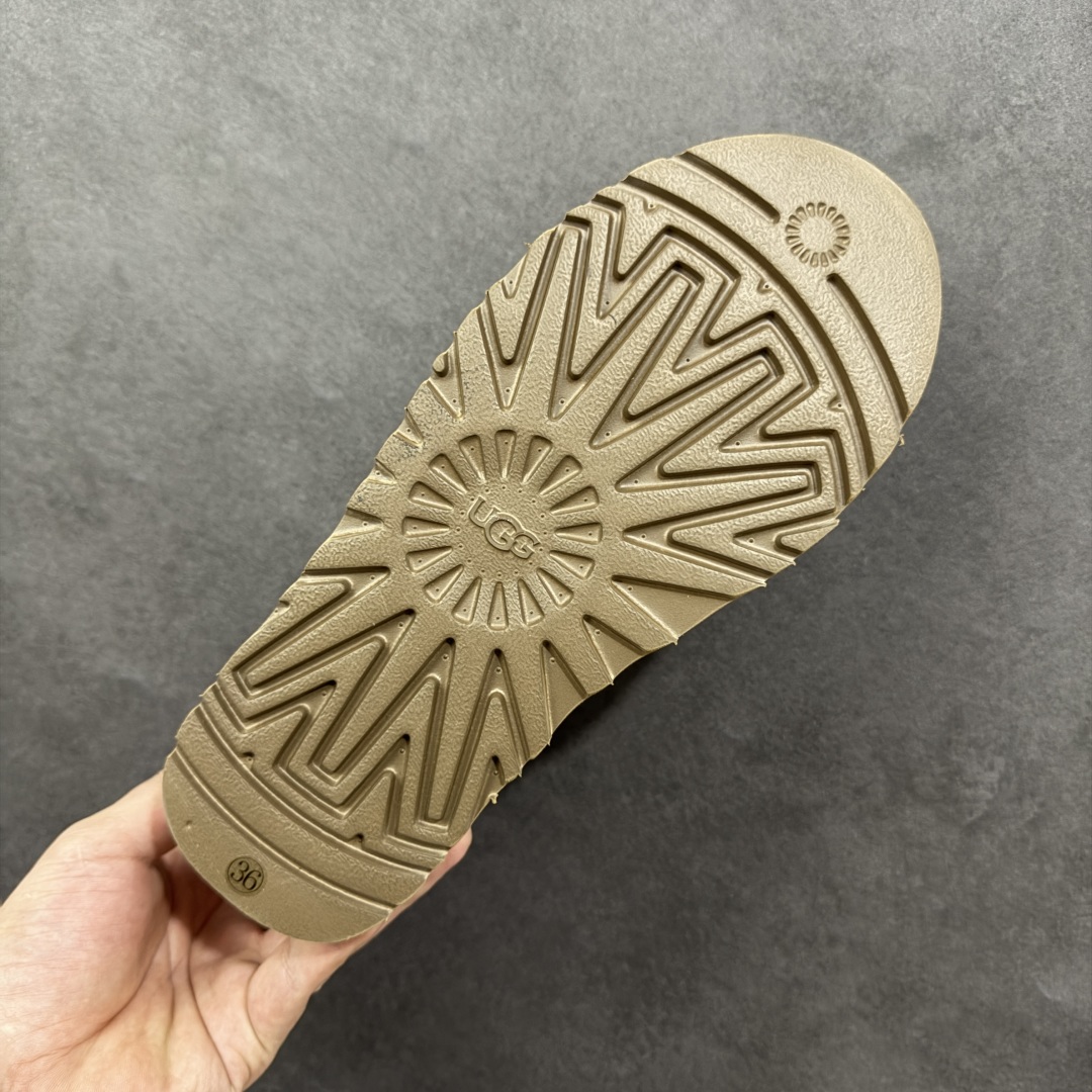 图片[9]-【莞产X1版本】 市面顶级版本 UGG Tazz W/1122553 民族风厚底女款 小红书爆款 广州外贸大厂生产 鞋头到鞋垫真羊皮毛一体 独立外盒包装 芯片 带防水工艺 区别市面任何版本 5cm厚底 独立原版开发大底 羊绒鞋垫 冬季保暖外出 家居都是很适合的选择 进年uug推出款式系列 局部偏向年轻消费者喜好 也走到时尚潮流穿搭的前沿 鞋身材质 防泼水涂层翻毛皮鞋面 17毫米UGGPURE™植入式羊毛内底 轻便防滑舒适橡胶外底 带有品牌LOGO商标 带全套包装 尺码： 35-40-选品中心