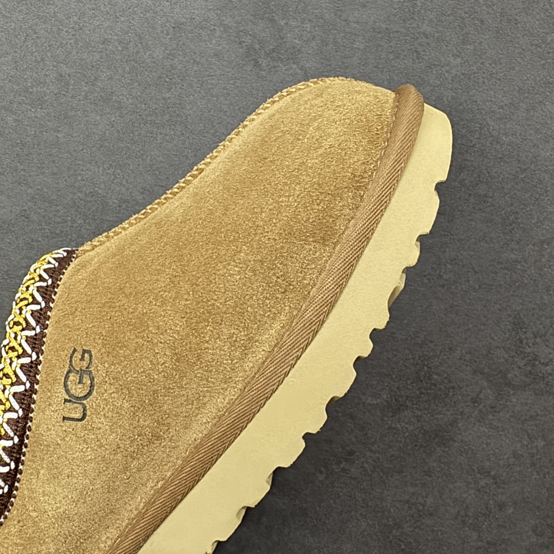图片[5]-【莞产X1版本】 市面顶级版本 UGG Tazz W/5955 民族风薄底男女款 小红书爆款 广州外贸大厂生产 鞋头到鞋垫真羊皮毛一体 独立外盒包装 芯片 带防水工艺 区别市面任何版本 5cm厚底 独立原版开发大底 羊绒鞋垫 冬季保暖外出 家居都是很适合的选择 进年uug推出款式系列 局部偏向年轻消费者喜好 也走到时尚潮流穿搭的前沿 鞋身材质 防泼水涂层翻毛皮鞋面 17毫米UGGPURE™植入式羊毛内底 轻便防滑舒适橡胶外底 带有品牌LOGO商标 带全套包装 尺码： 35-45-选品中心