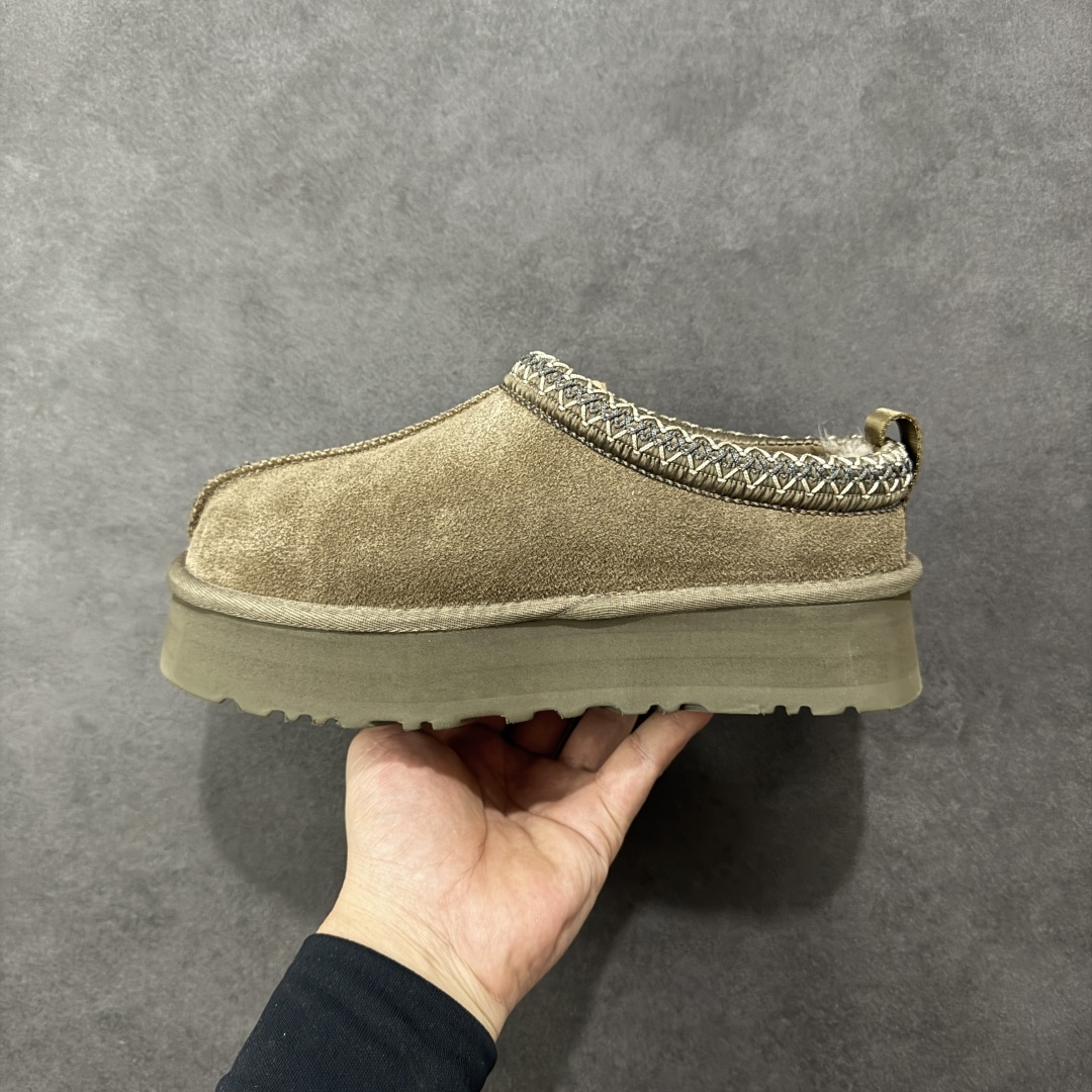 图片[2]-【莞产X1版本】 市面顶级版本 UGG Tazz W/1122553 民族风厚底女款 小红书爆款 广州外贸大厂生产 鞋头到鞋垫真羊皮毛一体 独立外盒包装 芯片 带防水工艺 区别市面任何版本 5cm厚底 独立原版开发大底 羊绒鞋垫 冬季保暖外出 家居都是很适合的选择 进年uug推出款式系列 局部偏向年轻消费者喜好 也走到时尚潮流穿搭的前沿 鞋身材质 防泼水涂层翻毛皮鞋面 17毫米UGGPURE™植入式羊毛内底 轻便防滑舒适橡胶外底 带有品牌LOGO商标 带全套包装 尺码： 35-40-选品中心