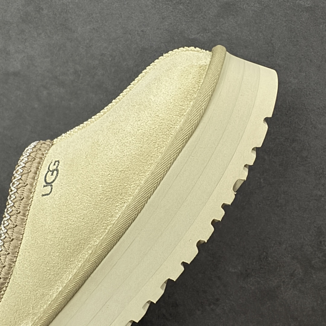 图片[5]-【莞产X1版本】 市面顶级版本 UGG Tazz W/1122553 民族风厚底女款 小红书爆款 广州外贸大厂生产 鞋头到鞋垫真羊皮毛一体 独立外盒包装 芯片 带防水工艺 区别市面任何版本 5cm厚底 独立原版开发大底 羊绒鞋垫 冬季保暖外出 家居都是很适合的选择 进年uug推出款式系列 局部偏向年轻消费者喜好 也走到时尚潮流穿搭的前沿 鞋身材质 防泼水涂层翻毛皮鞋面 17毫米UGGPURE™植入式羊毛内底 轻便防滑舒适橡胶外底 带有品牌LOGO商标 带全套包装 尺码： 35-40-选品中心