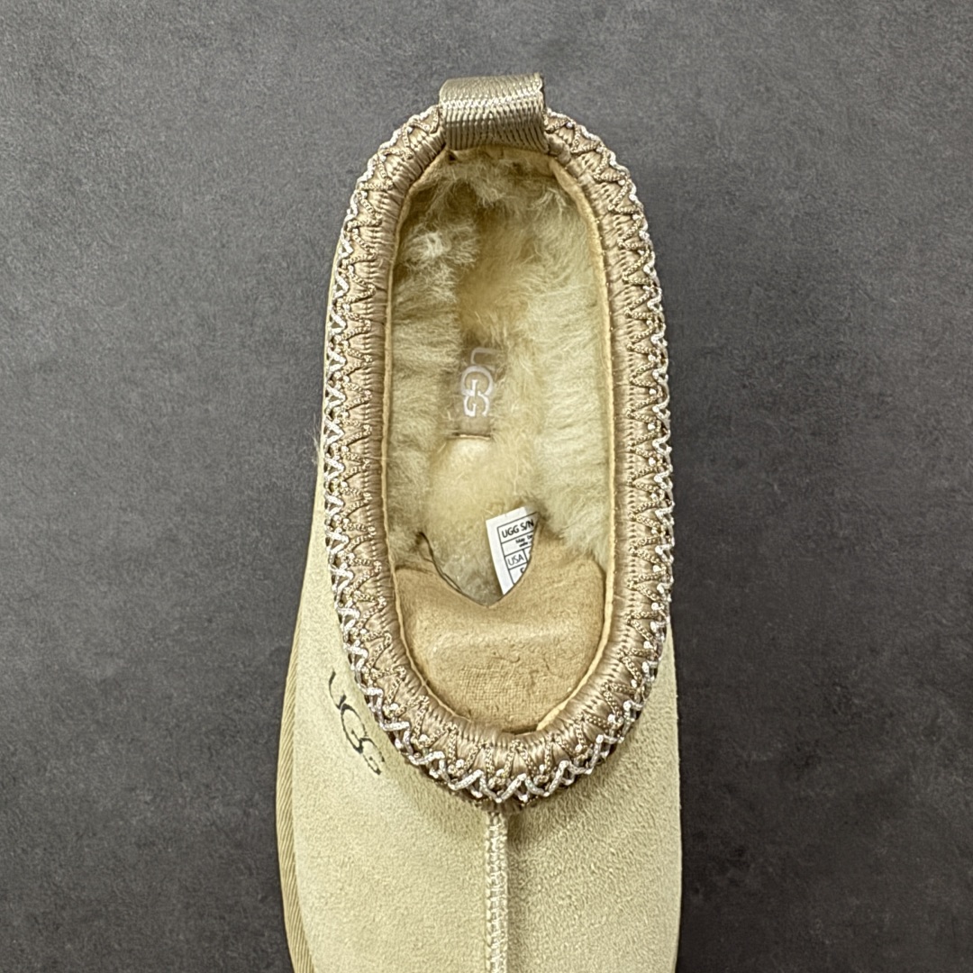 图片[7]-【莞产X1版本】 市面顶级版本 UGG Tazz W/1122553 民族风厚底女款 小红书爆款 广州外贸大厂生产 鞋头到鞋垫真羊皮毛一体 独立外盒包装 芯片 带防水工艺 区别市面任何版本 5cm厚底 独立原版开发大底 羊绒鞋垫 冬季保暖外出 家居都是很适合的选择 进年uug推出款式系列 局部偏向年轻消费者喜好 也走到时尚潮流穿搭的前沿 鞋身材质 防泼水涂层翻毛皮鞋面 17毫米UGGPURE™植入式羊毛内底 轻便防滑舒适橡胶外底 带有品牌LOGO商标 带全套包装 尺码： 35-40-选品中心