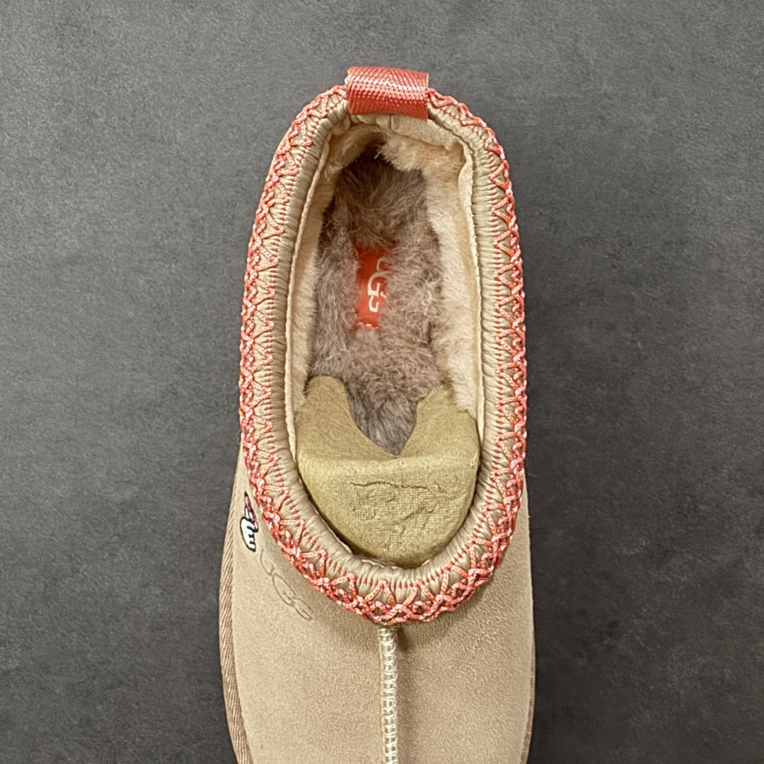 图片[7]-【莞产X1版本】 市面顶级版本 UGG Tazz W/1172130 民族风厚底女款 小红书爆款 广州外贸大厂生产 鞋头到鞋垫真羊皮毛一体 独立外盒包装 芯片 带防水工艺 区别市面任何版本 5cm厚底 独立原版开发大底 羊绒鞋垫 冬季保暖外出 家居都是很适合的选择 进年uug推出款式系列 局部偏向年轻消费者喜好 也走到时尚潮流穿搭的前沿 鞋身材质 防泼水涂层翻毛皮鞋面 17毫米UGGPURE™植入式羊毛内底 轻便防滑舒适橡胶外底 带有品牌LOGO商标 带全套包装 尺码： 35-40-选品中心