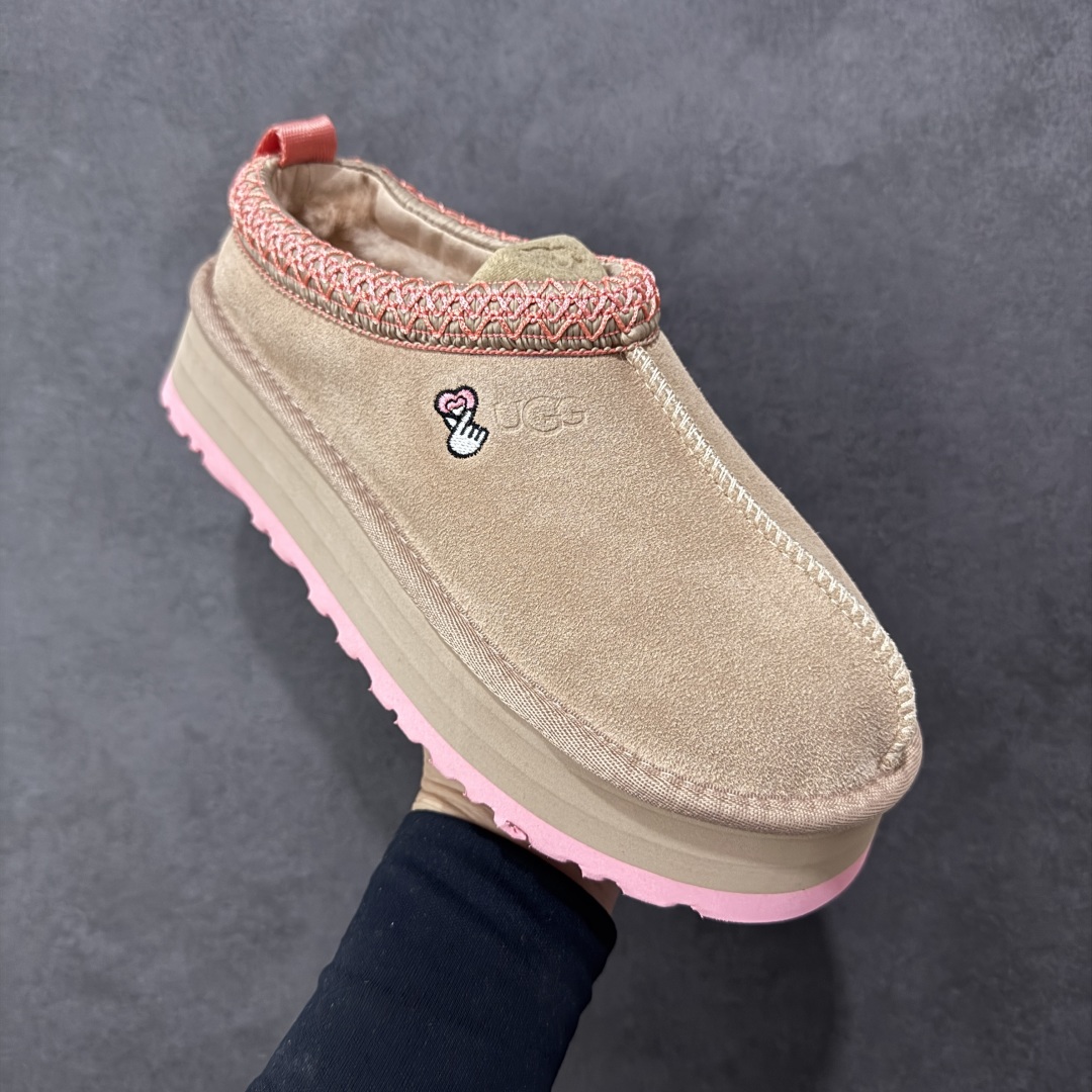 图片[3]-【莞产X1版本】 市面顶级版本 UGG Tazz W/1172130 民族风厚底女款 小红书爆款 广州外贸大厂生产 鞋头到鞋垫真羊皮毛一体 独立外盒包装 芯片 带防水工艺 区别市面任何版本 5cm厚底 独立原版开发大底 羊绒鞋垫 冬季保暖外出 家居都是很适合的选择 进年uug推出款式系列 局部偏向年轻消费者喜好 也走到时尚潮流穿搭的前沿 鞋身材质 防泼水涂层翻毛皮鞋面 17毫米UGGPURE™植入式羊毛内底 轻便防滑舒适橡胶外底 带有品牌LOGO商标 带全套包装 尺码： 35-40-选品中心