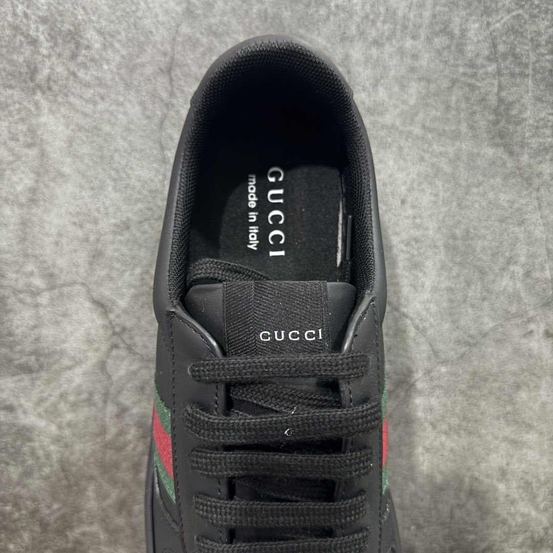 图片[8]-【莞产礼盒版】GUCCl 古驰 新款饼干鞋 二代 休闲板鞋 意大利进口头层 顶级牛皮 广东最大代工厂出品 原标原盒 官方全套配件 生胶防滑耐磨大底 原厂印花永不掉色 内里小羊皮 大几率过验 官方防伪芯片可扫描 尺码；35 36 37 38 39 40 41 42 43 44 45 男女款-选品中心