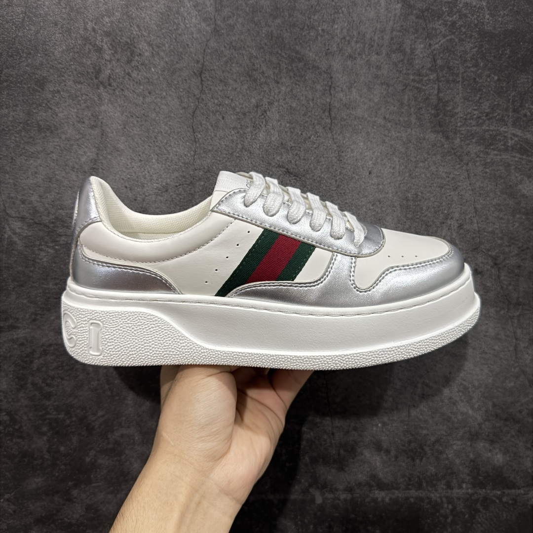 【莞产礼盒版】GUCCl 古驰 新款饼干鞋 二代 休闲板鞋 意大利进口头层 顶级牛皮 广东最大代工厂出品 原标原盒 官方全套配件 生胶防滑耐磨大底 原厂印花永不掉色 内里小羊皮 大几率过验 官方防伪芯片可扫描 尺码；35 36 37 38 39 40 41 42 43 44 45 男女款-选品中心