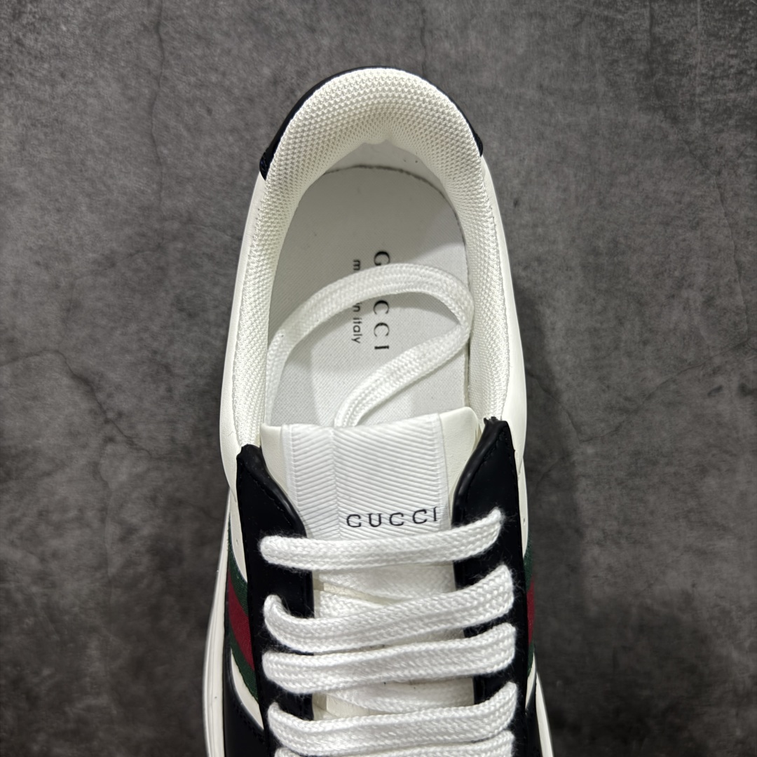 图片[8]-【莞产礼盒版】GUCCl 古驰 新款饼干鞋 二代 休闲板鞋 意大利进口头层 顶级牛皮 广东最大代工厂出品 原标原盒 官方全套配件 生胶防滑耐磨大底 原厂印花永不掉色 内里小羊皮 大几率过验 官方防伪芯片可扫描 尺码；35 36 37 38 39 40 41 42 43 44 45 男女款-选品中心