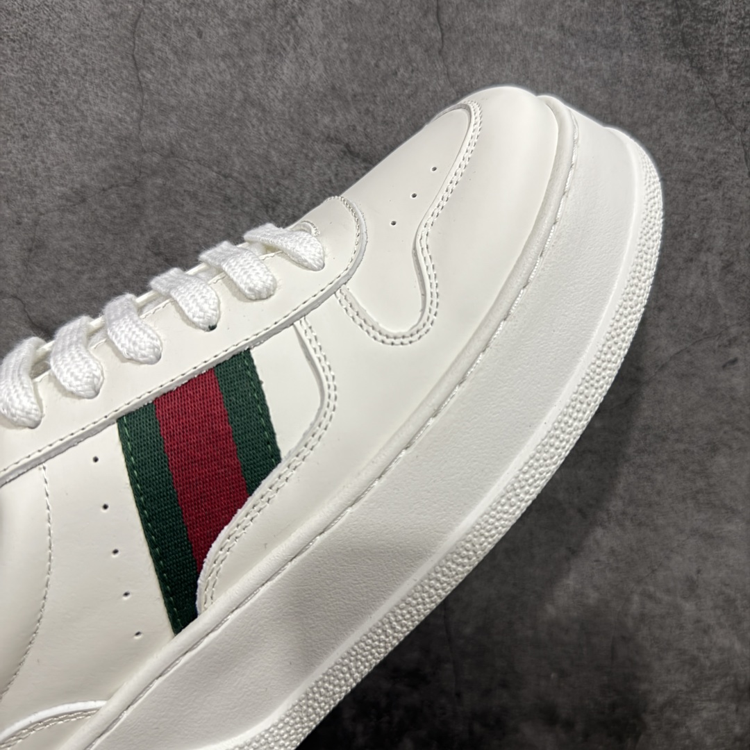 图片[6]-【莞产礼盒版】GUCCl 古驰 新款饼干鞋 二代 休闲板鞋 意大利进口头层 顶级牛皮 广东最大代工厂出品 原标原盒 官方全套配件 生胶防滑耐磨大底 原厂印花永不掉色 内里小羊皮 大几率过验 官方防伪芯片可扫描 尺码；35 36 37 38 39 40 41 42 43 44 45 男女款-选品中心