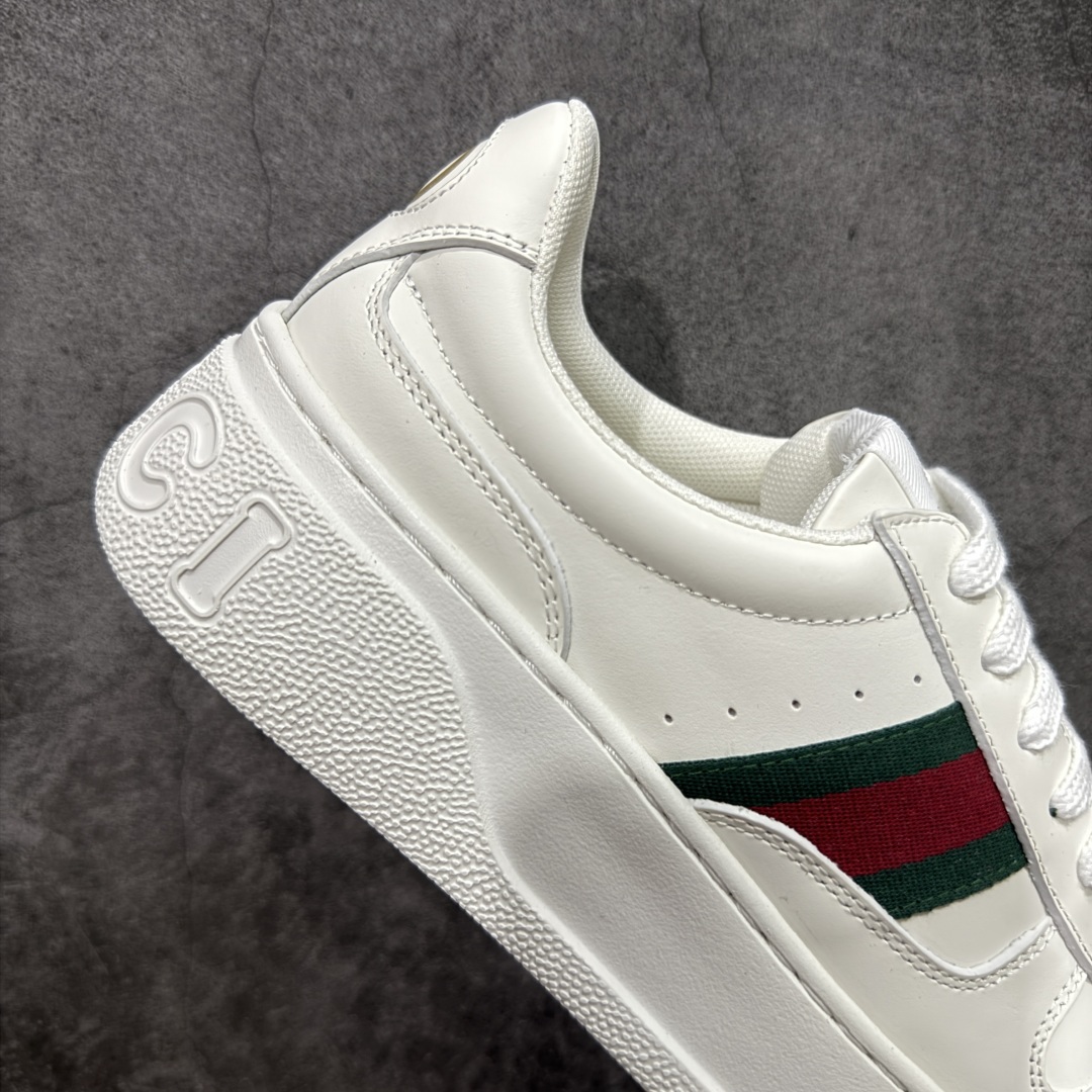 图片[7]-【莞产礼盒版】GUCCl 古驰 新款饼干鞋 二代 休闲板鞋 意大利进口头层 顶级牛皮 广东最大代工厂出品 原标原盒 官方全套配件 生胶防滑耐磨大底 原厂印花永不掉色 内里小羊皮 大几率过验 官方防伪芯片可扫描 尺码；35 36 37 38 39 40 41 42 43 44 45 男女款-选品中心