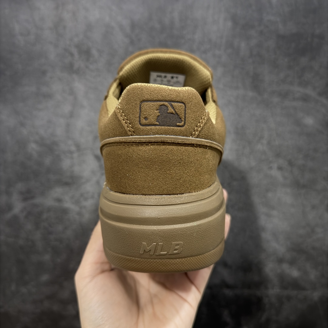 图片[4]-【公司级】韩国洋基队NY大标潮流老爹鞋 MLB小白鞋市面上唯一顶级纯原版本 原材料打造 原楦原档案数据开发版型 完美鞋头弧度/后套收口效果🆚市面文案版本‼️ 原厂立体填充鞋舌海绵 中底注胶孔原数据开发模具大底 原厂转印标 保证不掉字 内增高6cm 原厂1：1模具开发 原厂进口纳米材质 原厂 全套手提袋 原盒雷射防伪标包装 天猫订单品质 官网尺码35 36 36.5 37.5 38 38.5 39 40 40.5 41 42 42.5 43 44 44.5 45-选品中心