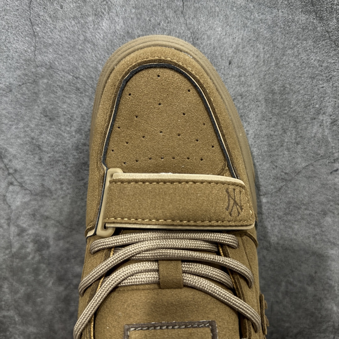 图片[5]-【公司级】韩国洋基队NY大标潮流老爹鞋 MLB小白鞋市面上唯一顶级纯原版本 原材料打造 原楦原档案数据开发版型 完美鞋头弧度/后套收口效果🆚市面文案版本‼️ 原厂立体填充鞋舌海绵 中底注胶孔原数据开发模具大底 原厂转印标 保证不掉字 内增高6cm 原厂1：1模具开发 原厂进口纳米材质 原厂 全套手提袋 原盒雷射防伪标包装 天猫订单品质 官网尺码35 36 36.5 37.5 38 38.5 39 40 40.5 41 42 42.5 43 44 44.5 45-选品中心