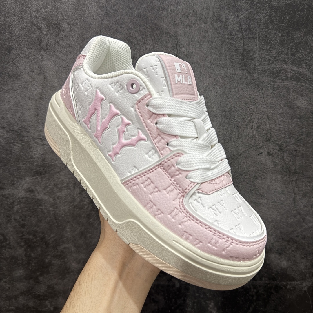 图片[3]-【纯原升级版】韩国洋基队NY大标潮流老爹鞋 MLB小白鞋市面上唯一顶级纯原版本 原材料打造 原楦原档案数据开发版型 完美鞋头弧度/后套收口效果🆚市面文案版本‼️ 原厂立体填充鞋舌海绵 中底注胶孔原数据开发模具大底 原厂转印标 保证不掉字 内增高6cm 原厂1：1模具开发 原厂进口纳米材质 原厂 全套手提袋 原盒雷射防伪标包装 天猫订单品质 官网尺码35 36 36.5 37.5 38 38.5 39 40 40.5 41 42 42.5 43 44 44.5 45-选品中心