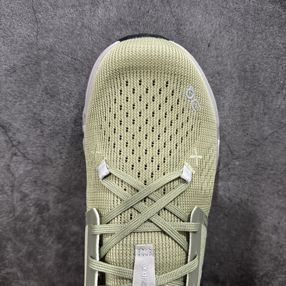 图片[5]-【RS版本】瑞士运动品牌 昂跑 ON Running Cloud X 4 克劳德X4系列低帮轻量舒适休闲运动鞋 On 昂跑 Cloud X 4 综合体能训练 休闲跑鞋。新一代跑练结合多功能跑鞋 Cloud X 4 延续轻量脚感且灵活反馈的同时提高贴合度和透气性；沿袭ON的专业跑鞋科技，旨在应对深蹲、弓箭步、间歇性、波比跳……等各类健身锻炼运动！ 尺码：36 36.5 37.5 38 38.5 39 40 40.5 41 42 42.5 43 44 45 46 47-选品中心