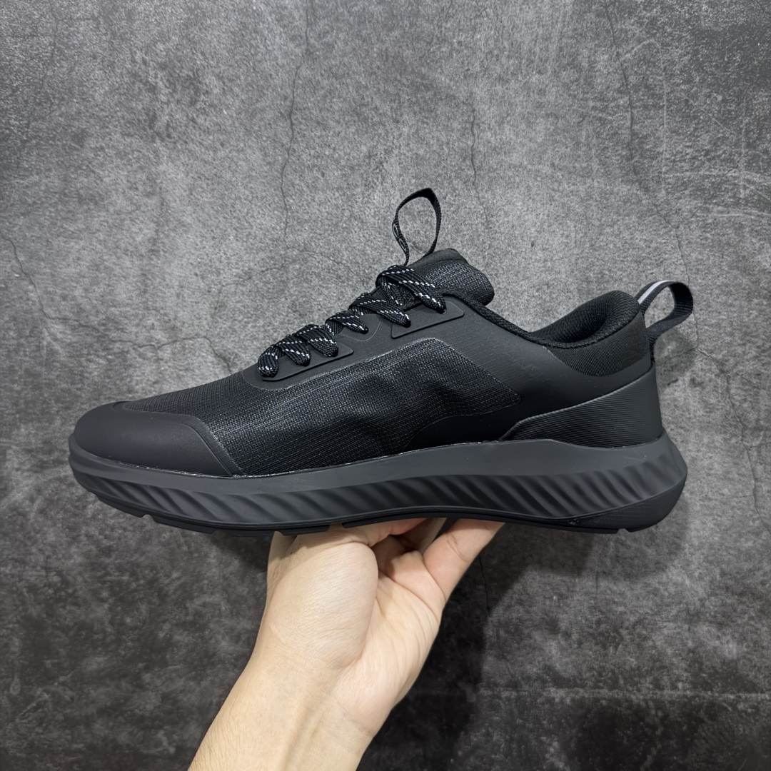 图片[2]-【广东纯原版本】Ecco/爱步 Biom皮面系列25新款 舒适百搭时尚运动健步鞋 经典和现代工艺品质融合 精选意大利小牛皮面料 舒适性相当不错 版型楦型非常到位上脚 专柜热销款 独有鞋型设计 特有Logo车边 特别有型 北欧风格 舒适 休闲保暖 超弹性 耐磨 减震 按摩大底(PU+TPU 组合）经典潮流 随意搭配 尺码：39 40 41 42 43 44 （标准码）-选品中心