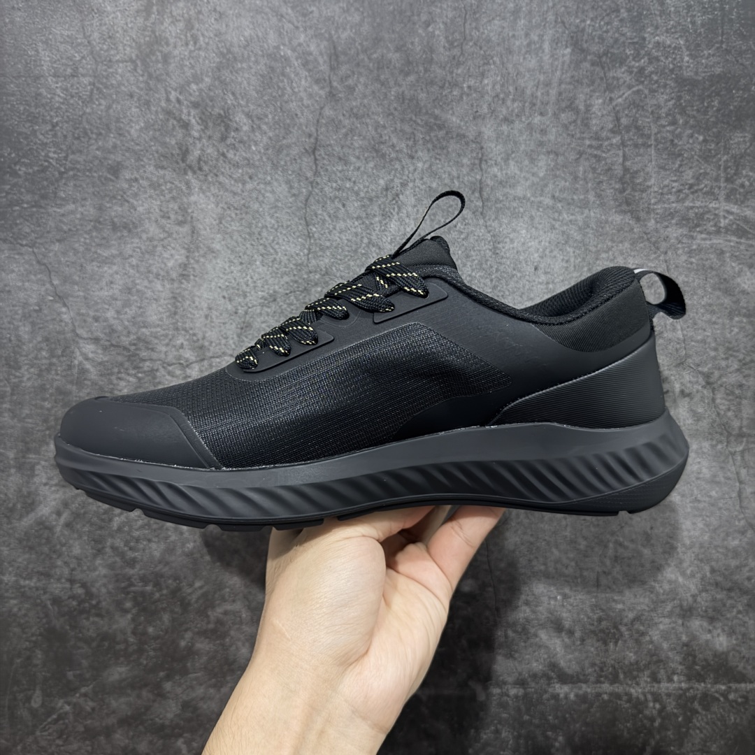 图片[2]-【广东纯原版本】Ecco/爱步 Biom皮面系列25新款 舒适百搭时尚运动健步鞋 经典和现代工艺品质融合 精选意大利小牛皮面料 舒适性相当不错 版型楦型非常到位上脚 专柜热销款 独有鞋型设计 特有Logo车边 特别有型 北欧风格 舒适 休闲保暖 超弹性 耐磨 减震 按摩大底(PU+TPU 组合）经典潮流 随意搭配 尺码：39 40 41 42 43 44 （标准码）-选品中心