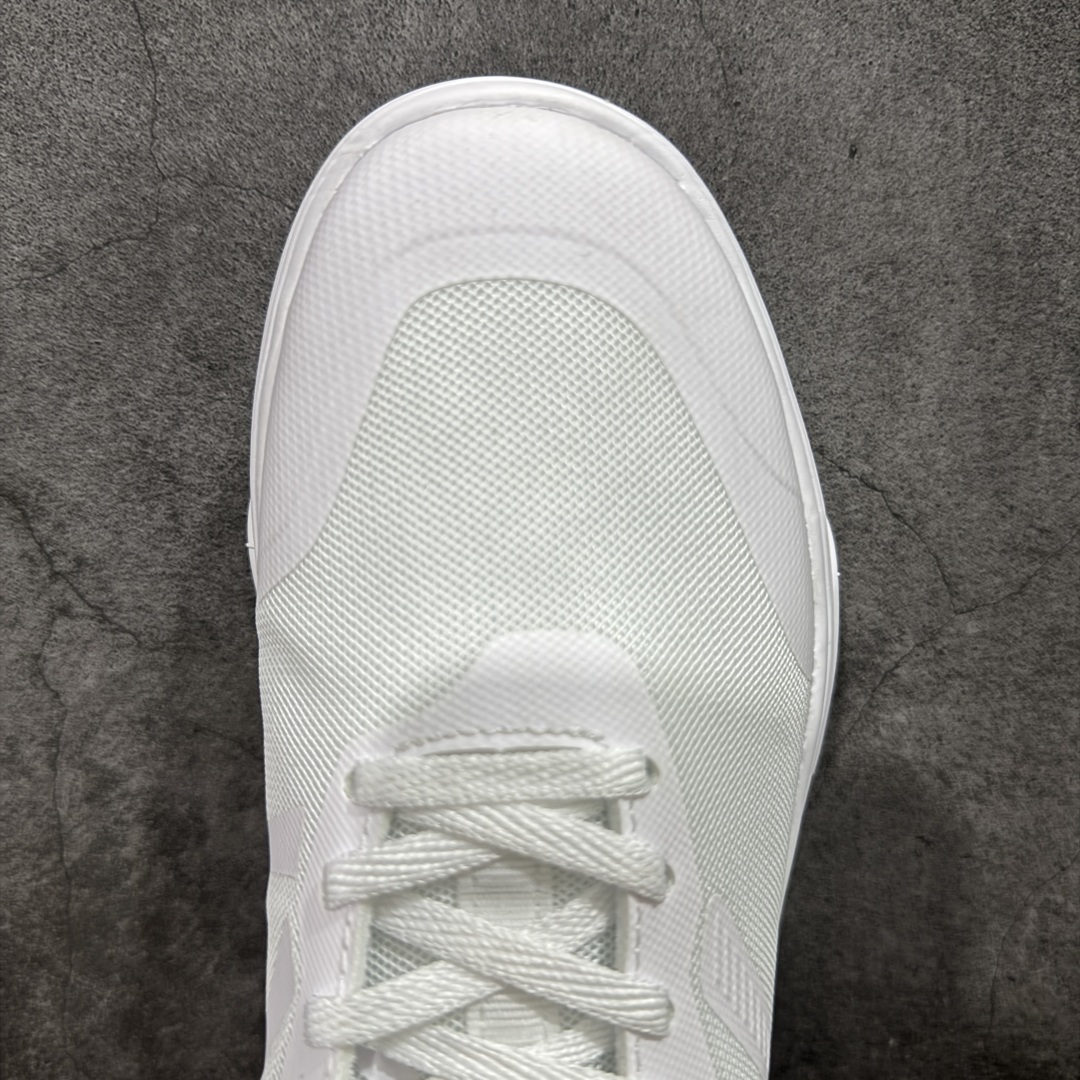 图片[5]-【公司级】KOLON SPORT Skyler 舒适柔软 支撑轻便回弹低帮徒步鞋 运动鞋男款 KOLON SPORT 可隆1973年诞生，并首次推出登山装备。自创立起，KOLON SPORT就把绿色定为基本色调，以常青树为品牌标志，坚持以关爱自然为己任，积极探求自然界的舒适，并以此应用于新产品的开发与研究。40多年来，历经不断革新，成就高端专业户外品牌。 尺码： 39 40 40.5 41 42 42.5 43 44 44.5 45-选品中心