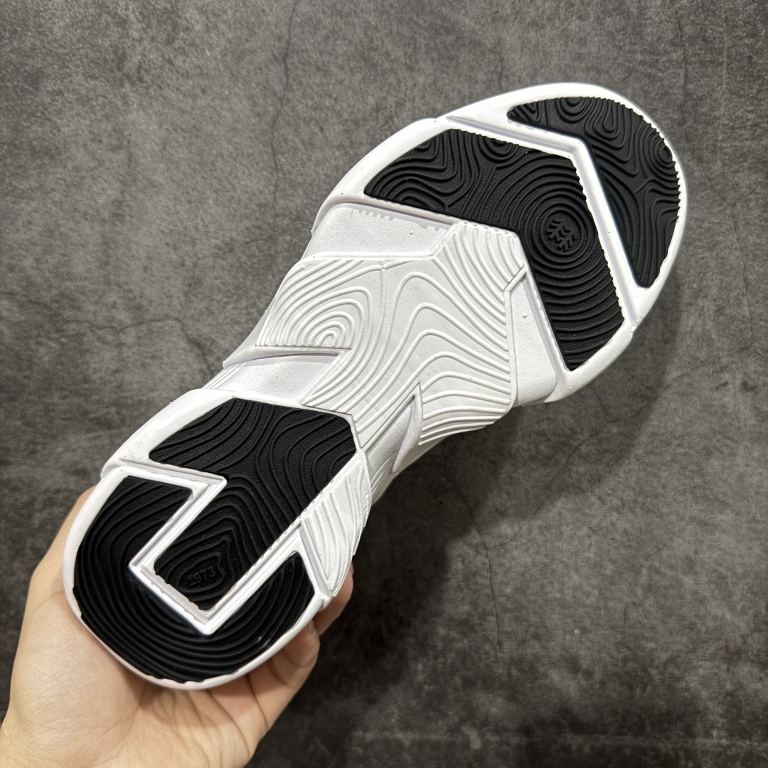 图片[9]-【公司级】KOLON SPORT Skyler 舒适柔软 支撑轻便回弹低帮徒步鞋 运动鞋男款 KOLON SPORT 可隆1973年诞生，并首次推出登山装备。自创立起，KOLON SPORT就把绿色定为基本色调，以常青树为品牌标志，坚持以关爱自然为己任，积极探求自然界的舒适，并以此应用于新产品的开发与研究。40多年来，历经不断革新，成就高端专业户外品牌。 尺码： 39 40 40.5 41 42 42.5 43 44 44.5 45-选品中心