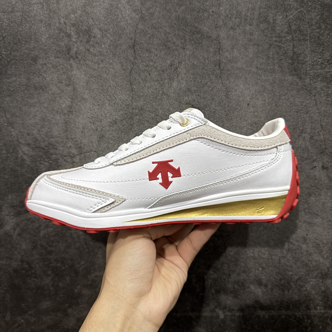 图片[2]-【纯原版】迪桑特DESCENTE Sport Style系列 CHRON RACER复古风运动休闲鞋\\t #原楦原纸版开发版型 #鞋底设计有特殊的纹理或材料，以增加摩擦力，减少滑倒的风险。 #使用耐用的材料制成，能够承受长时间的使用和摩擦，减少磨损。 尺码：36 36.5 37 38 38.5 39 40 40.5 42 42.5 43 44 44.5 45-选品中心