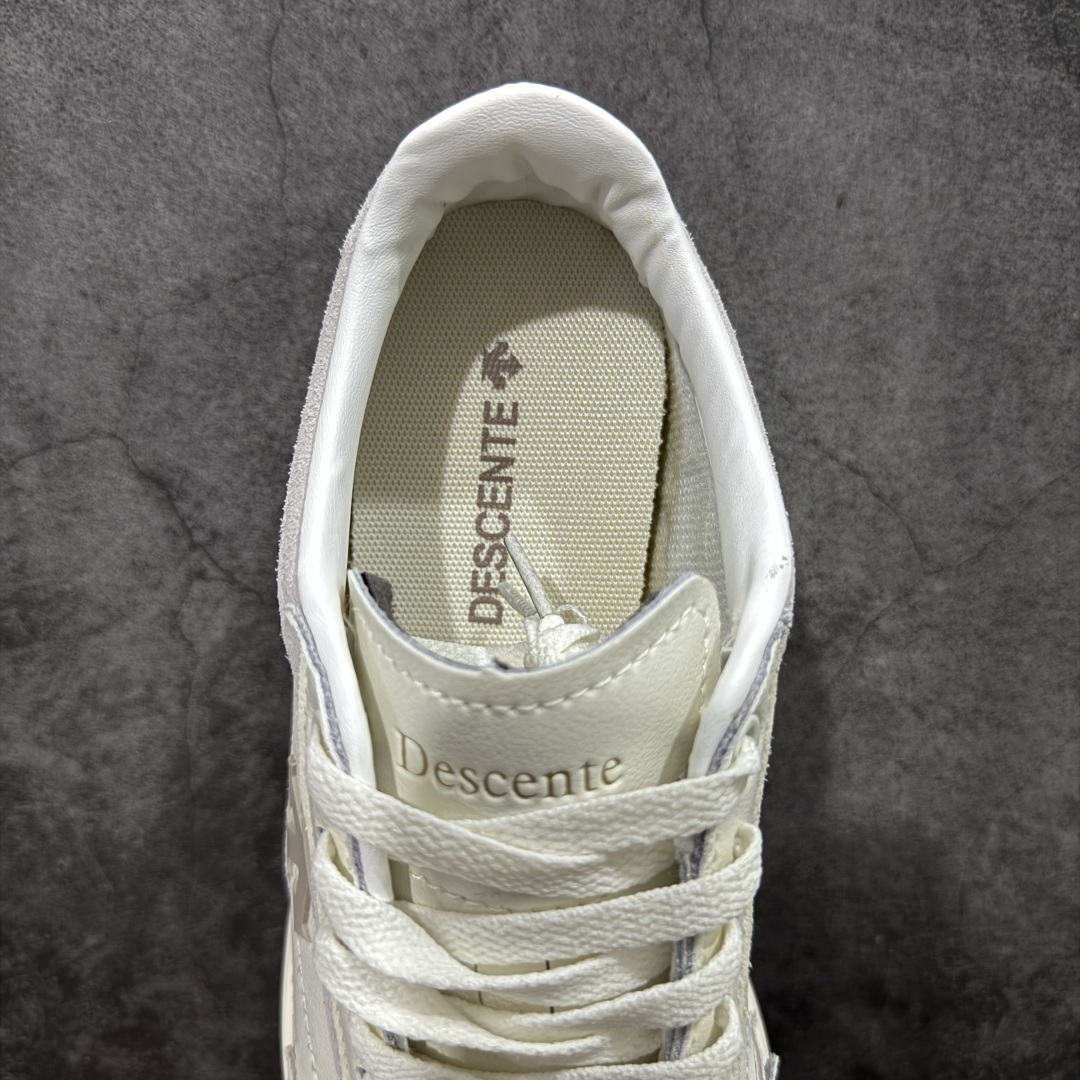 图片[8]-【纯原版】迪桑特DESCENTE Sport Style系列 CHRON RACER复古风运动休闲鞋\\t #原楦原纸版开发版型 #鞋底设计有特殊的纹理或材料，以增加摩擦力，减少滑倒的风险。 #使用耐用的材料制成，能够承受长时间的使用和摩擦，减少磨损。 尺码：36 36.5 37 38 38.5 39 40 40.5 42 42.5 43 44 44.5 45-选品中心