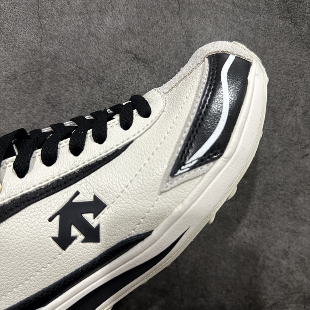 图片[6]-【纯原版】迪桑特DESCENTE Sport Style系列 CHRON RACER复古风运动休闲鞋\\t #原楦原纸版开发版型 #鞋底设计有特殊的纹理或材料，以增加摩擦力，减少滑倒的风险。 #使用耐用的材料制成，能够承受长时间的使用和摩擦，减少磨损。 尺码：36 36.5 37 38 38.5 39 40 40.5 42 42.5 43 44 44.5 45-选品中心