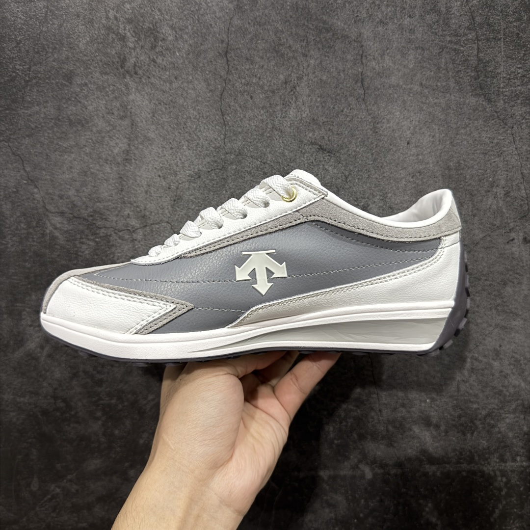 图片[2]-【纯原版】迪桑特DESCENTE Sport Style系列 CHRON RACER复古风运动休闲鞋\\t #原楦原纸版开发版型 #鞋底设计有特殊的纹理或材料，以增加摩擦力，减少滑倒的风险。 #使用耐用的材料制成，能够承受长时间的使用和摩擦，减少磨损。 尺码：36 36.5 37 38 38.5 39 40 40.5 42 42.5 43 44 44.5 45-选品中心