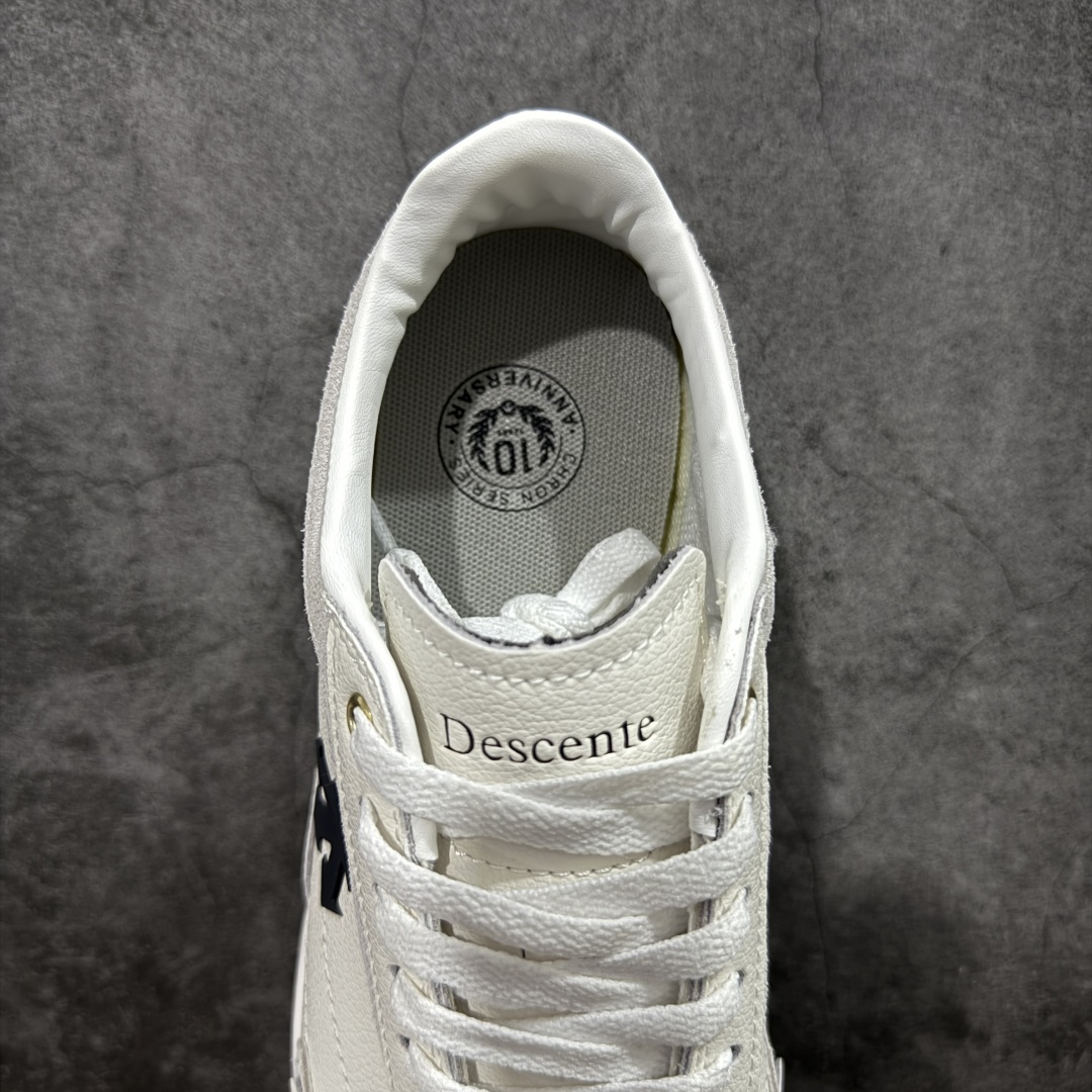 图片[8]-【纯原版】迪桑特DESCENTE Sport Style系列 CHRON RACER复古风运动休闲鞋\\t #原楦原纸版开发版型 #鞋底设计有特殊的纹理或材料，以增加摩擦力，减少滑倒的风险。 #使用耐用的材料制成，能够承受长时间的使用和摩擦，减少磨损。 尺码：36 36.5 37 38 38.5 39 40 40.5 42 42.5 43 44 44.5 45-选品中心