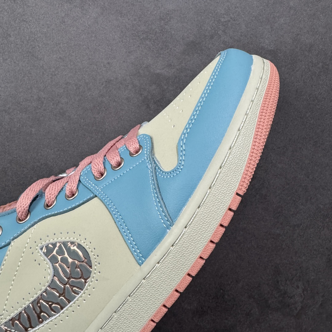 图片[5]-【K版纯原】Air Jordan AJ1 Low 低帮 绿红 IM8120-464 全新流水线出品 市场第二梯队最强版 全部原鞋开发 原楦原纸板开发 全鞋电脑针车 原厂内置全掌气垫 原盒内在原标 唯一Zp原版鞋带绑法 免检产品 全新2022版型 全头层皮料 完美零毛边处理 原厂配置全掌气垫 价格定位良心 新配色陆续出货 尺码：36-46-选品中心