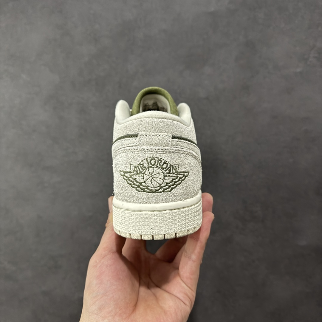 图片[4]-【K版纯原】Air Jordan AJ1 Low 低帮 绿红 HV4089-201 全新流水线出品 市场第二梯队最强版 全部原鞋开发 原楦原纸板开发 全鞋电脑针车 原厂内置全掌气垫 原盒内在原标 唯一Zp原版鞋带绑法 免检产品 全新2022版型 全头层皮料 完美零毛边处理 原厂配置全掌气垫 价格定位良心 新配色陆续出货 尺码：36-46-选品中心