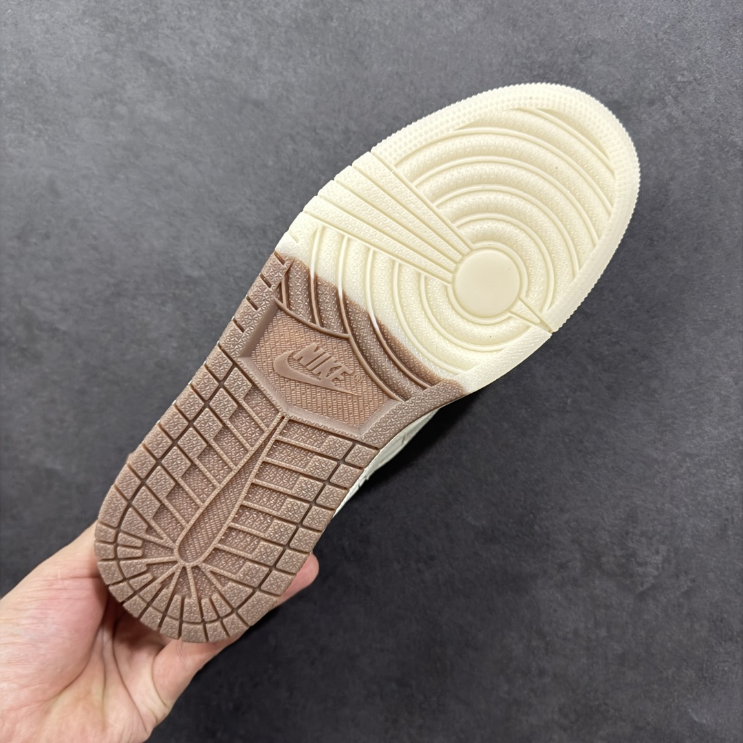 图片[9]-【定制版】Air Jordan 1 Low LOW OG SP AJ1 乔1 猿人头倒钩联名款 低帮复古篮球鞋 #定制鞋盒 大厂纯原品质出货 超高清洁度 皮料切割干净无任何毛边 细节完美 货号：DM7866-108 尺码：36-45-选品中心