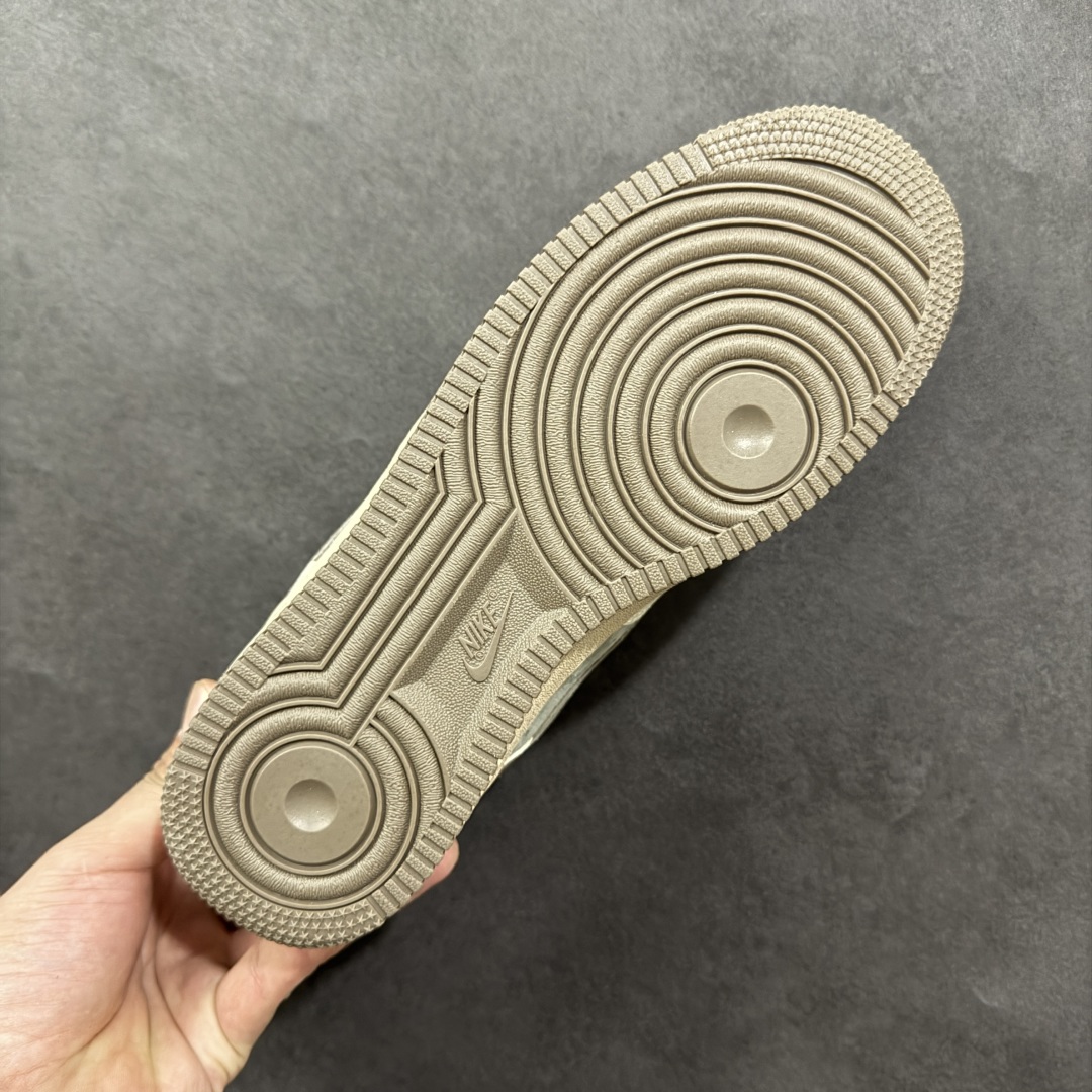 图片[9]-【定制版】Nk Air Force 1‘07 Low 联名 空军一号低帮休闲板鞋  #原楦头原纸板 原装鞋盒 定制五金配件 内置全掌气垫 原厂鞋底 货号：DY9867-007  尺码：36 36.5 37.5 38 38.5 39 40 40.5 41 42 42.5 43 44 44.5 45-选品中心